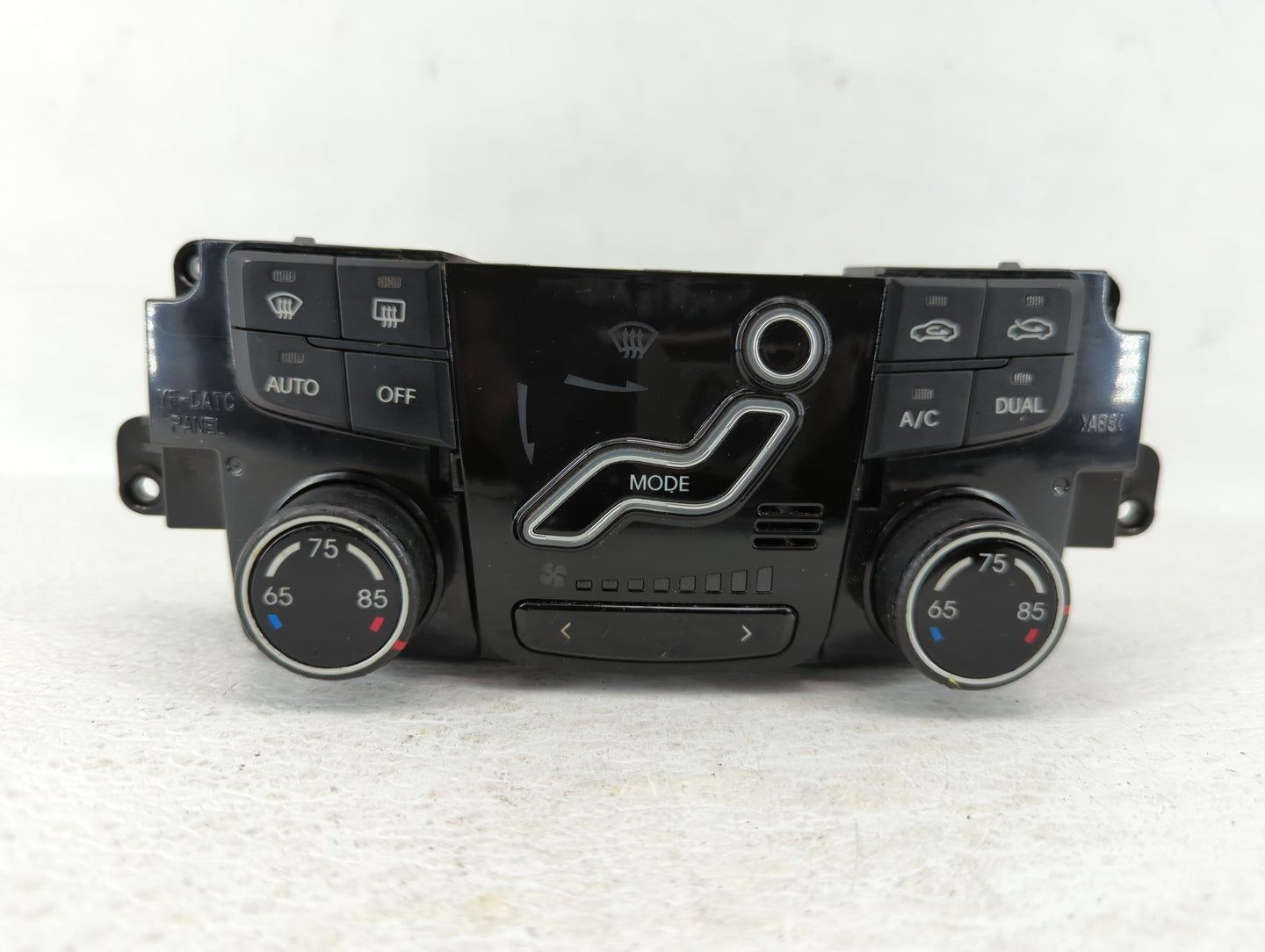 2011-2013 Hyundai Sonata Climate Control Module Temperature AC/Heater Replacement P/N:97250-3QDC1 97250-3QDA0 Fits OEM Used 