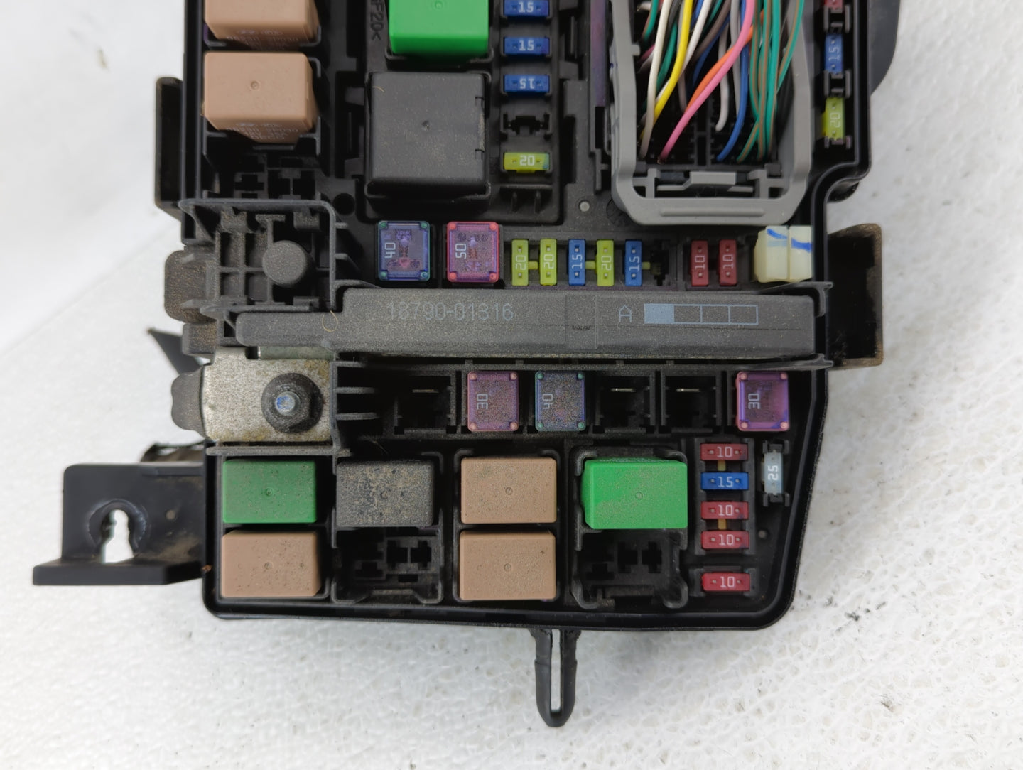 2011-2014 Hyundai Sonata Fusebox Fuse Box Panel Relay Module P/N:91200-3Q101 91750-3Q070 Fits Fits 2011 2012 2013 2014 OEM U