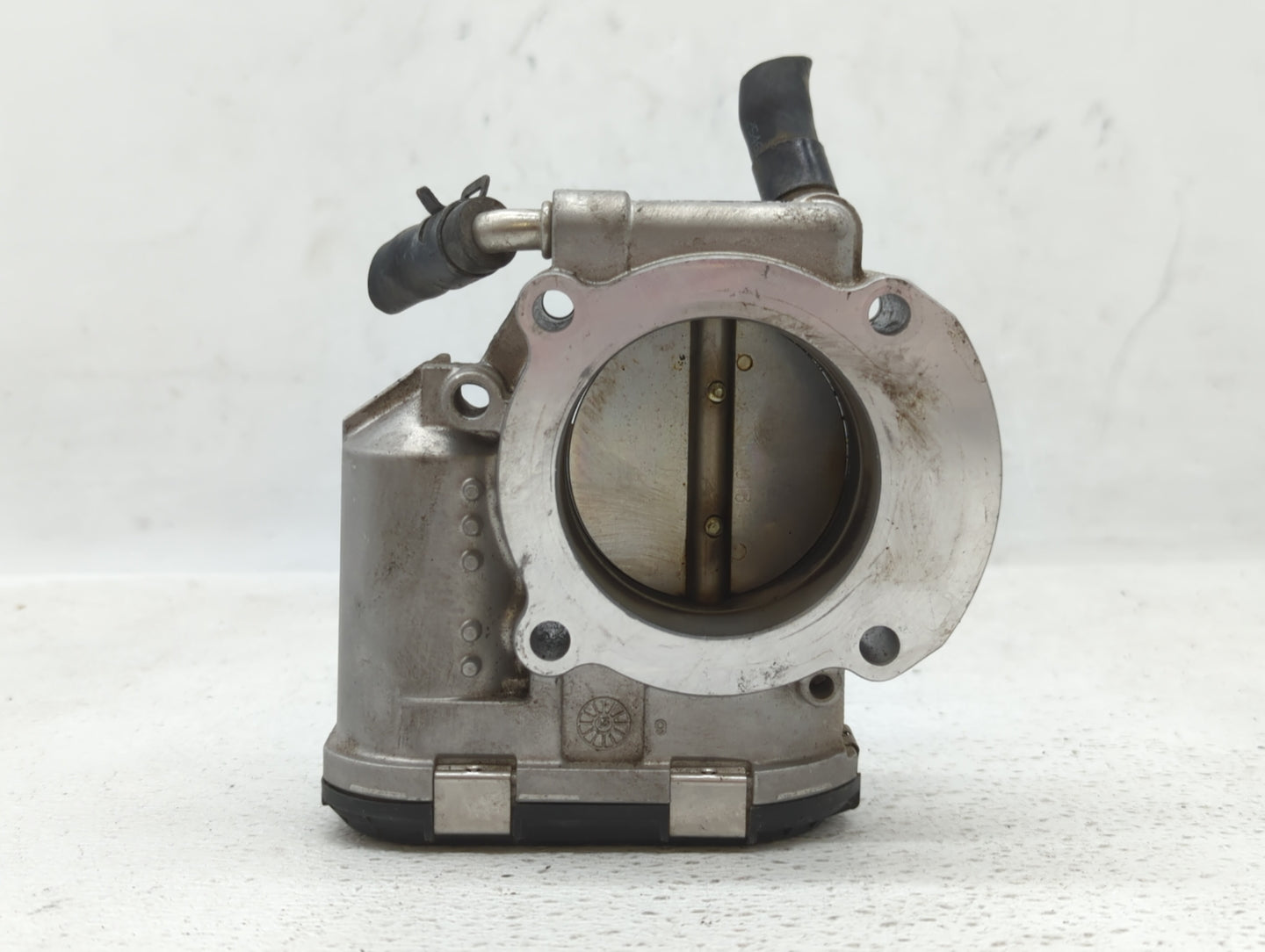 2011-2015 Hyundai Sonata Throttle Body P/N:35100-2G700 35100-2G800 Fits Fits 2011 2012 2013 2014 2015 2016 OEM Used Auto Par