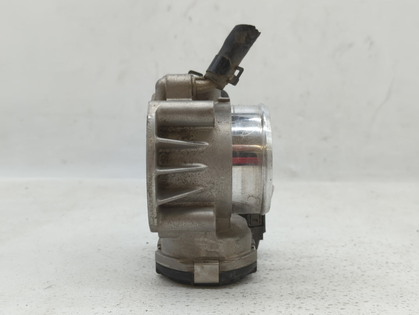 2011-2015 Hyundai Sonata Throttle Body P/N:35100-2G700 35100-2G800 Fits Fits 2011 2012 2013 2014 2015 2016 OEM Used Auto Par