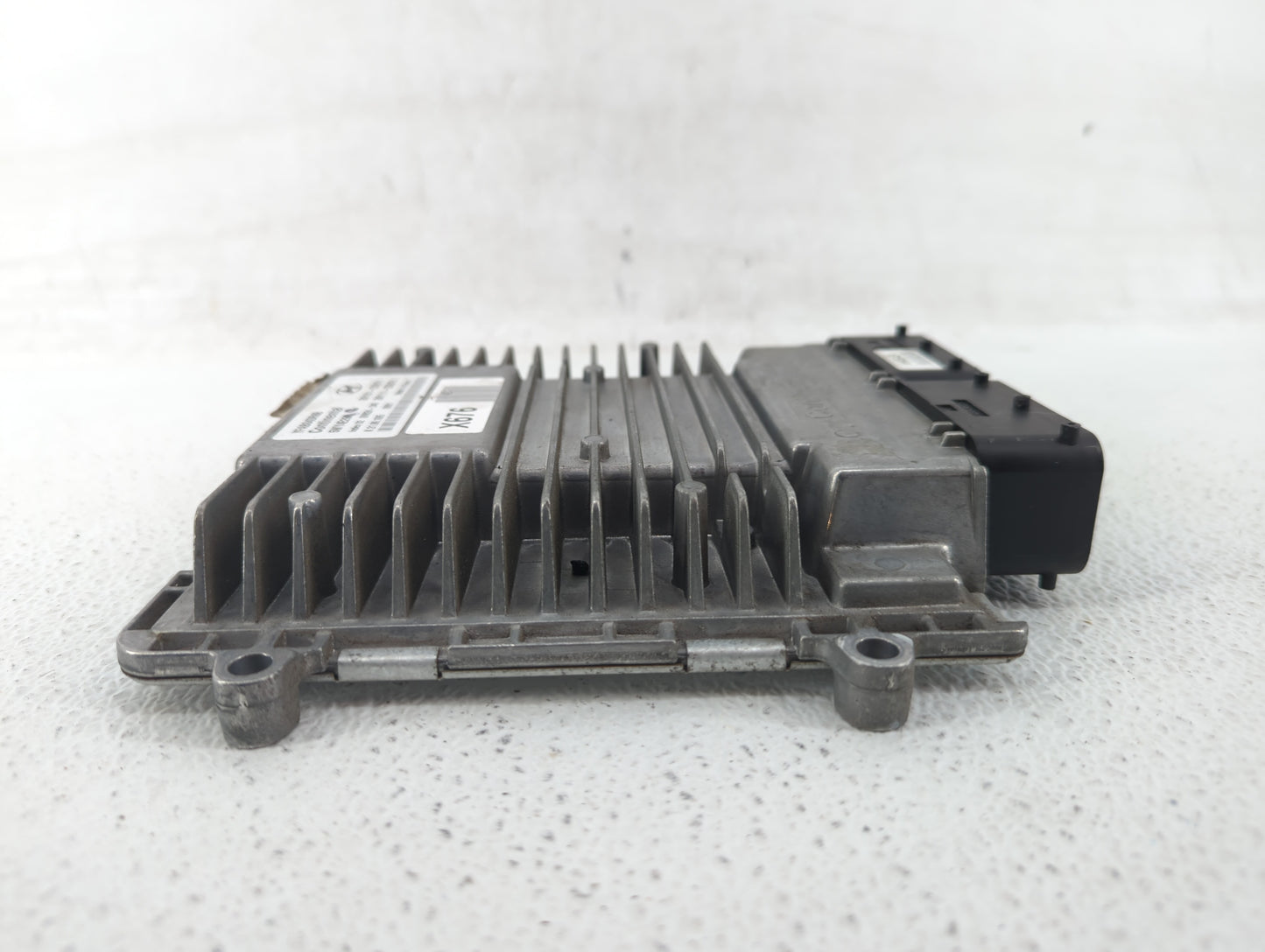 2011-2014 Hyundai Sonata PCM Engine Control Computer ECU ECM PCU OEM P/N:39111-2G678 39101-2G678 Fits Fits 2011 2012 2013 20