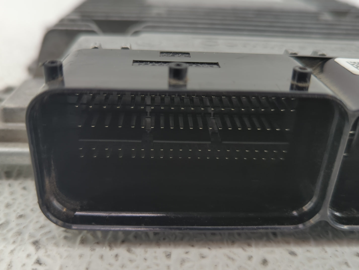 2011-2014 Hyundai Sonata PCM Engine Control Computer ECU ECM PCU OEM P/N:39111-2G669 39101-2G669 Fits Fits 2011 2012 2013 20