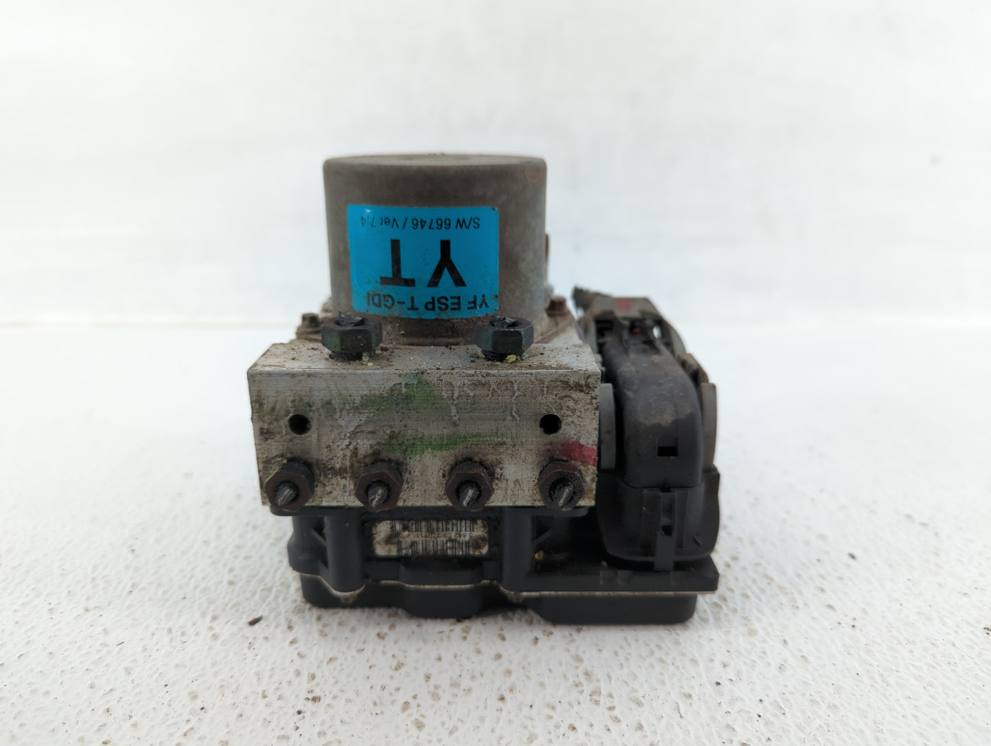 2011-2013 Hyundai Sonata ABS Pump Control Module Replacement P/N:58920-3Q400 58920-3Q500 Fits Fits 2011 2012 2013 OEM Used A