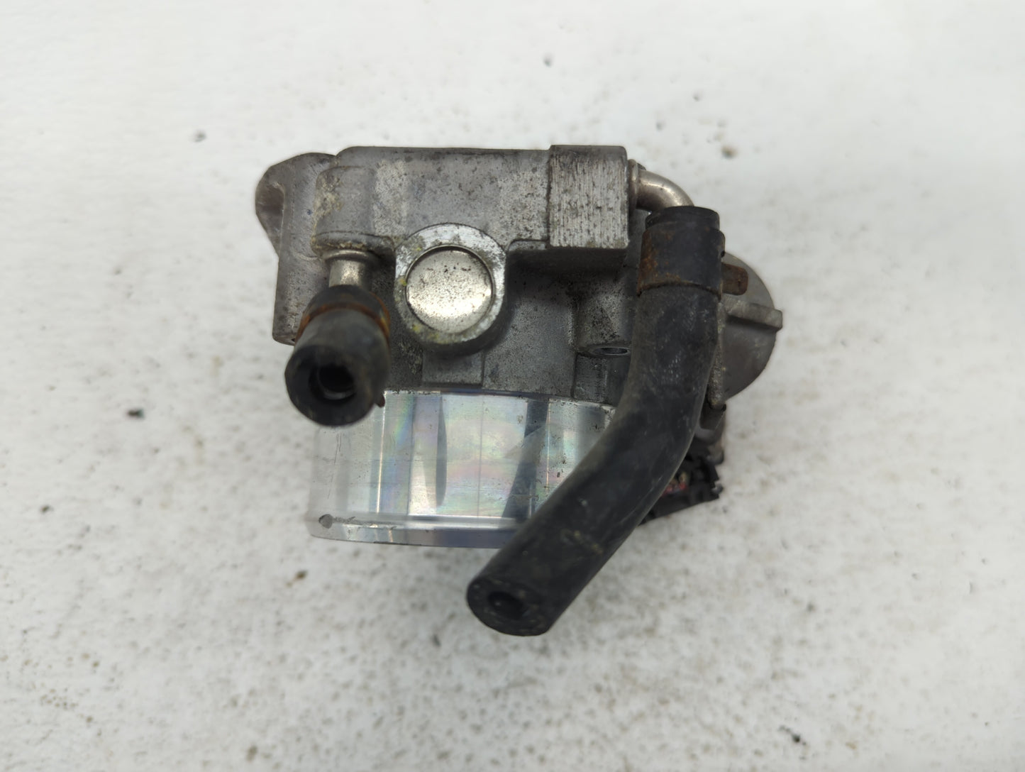 2011-2014 Hyundai Sonata Throttle Body P/N:35100-2G700 Fits Fits 2011 2012 2013 2014 2015 2016 OEM Used Auto Parts - Oemused