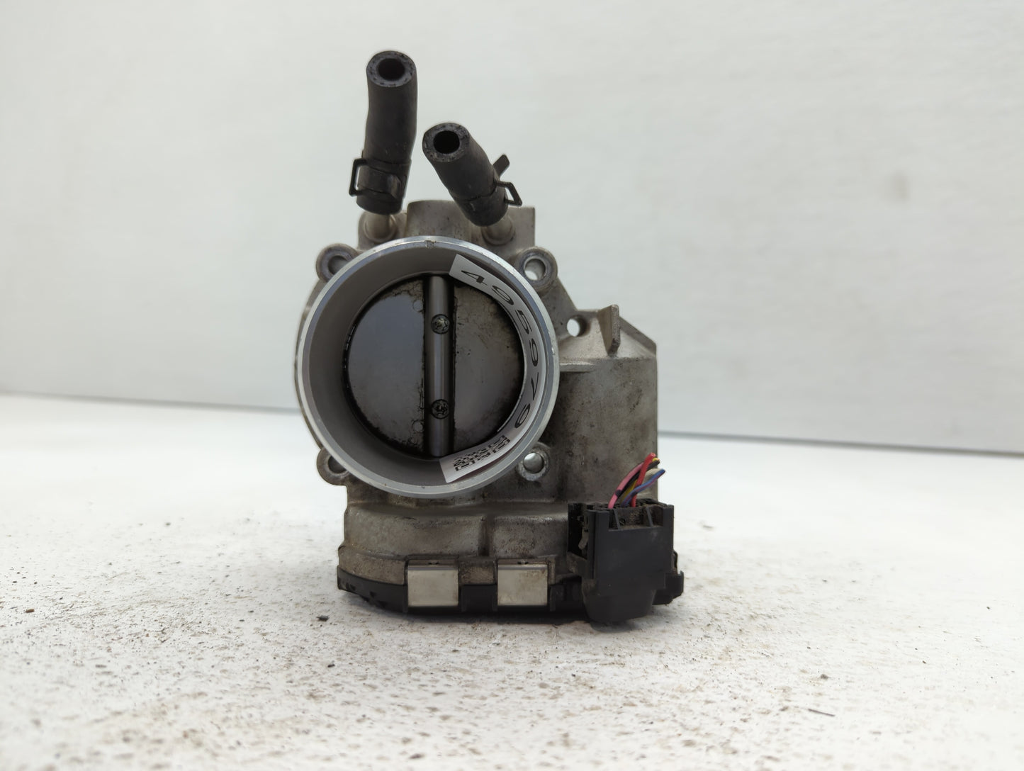 2011-2014 Hyundai Sonata Throttle Body P/N:22030-0T080 35100-2G710 Fits Fits 2011 2012 2013 2014 2015 2016 OEM Used Auto Par
