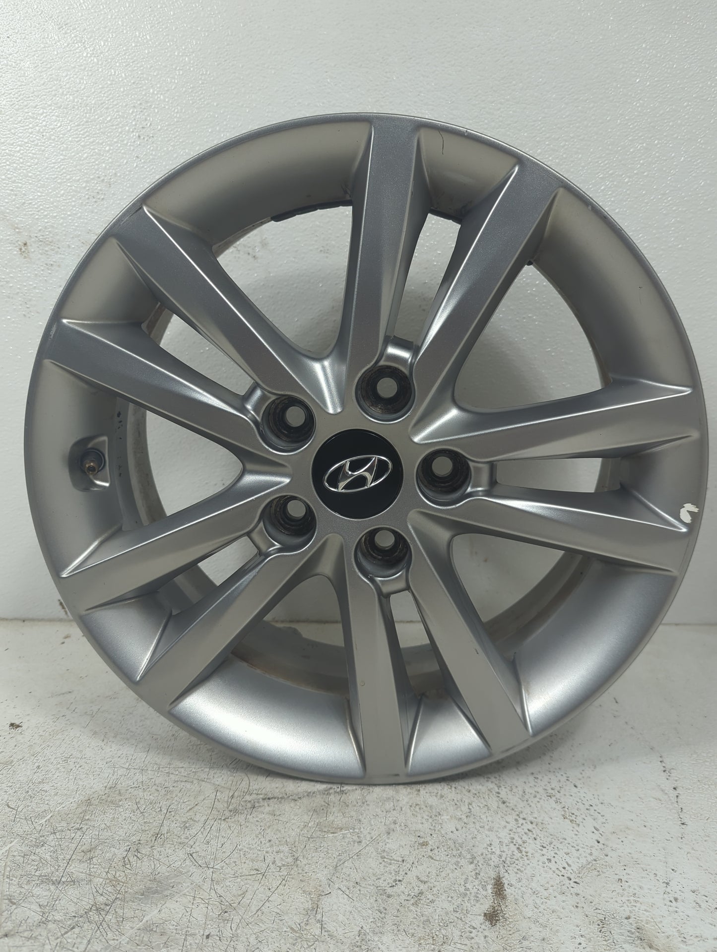 2013 Hyundai Sonata Oem Wheel Rim - Oemusedautoparts1.com