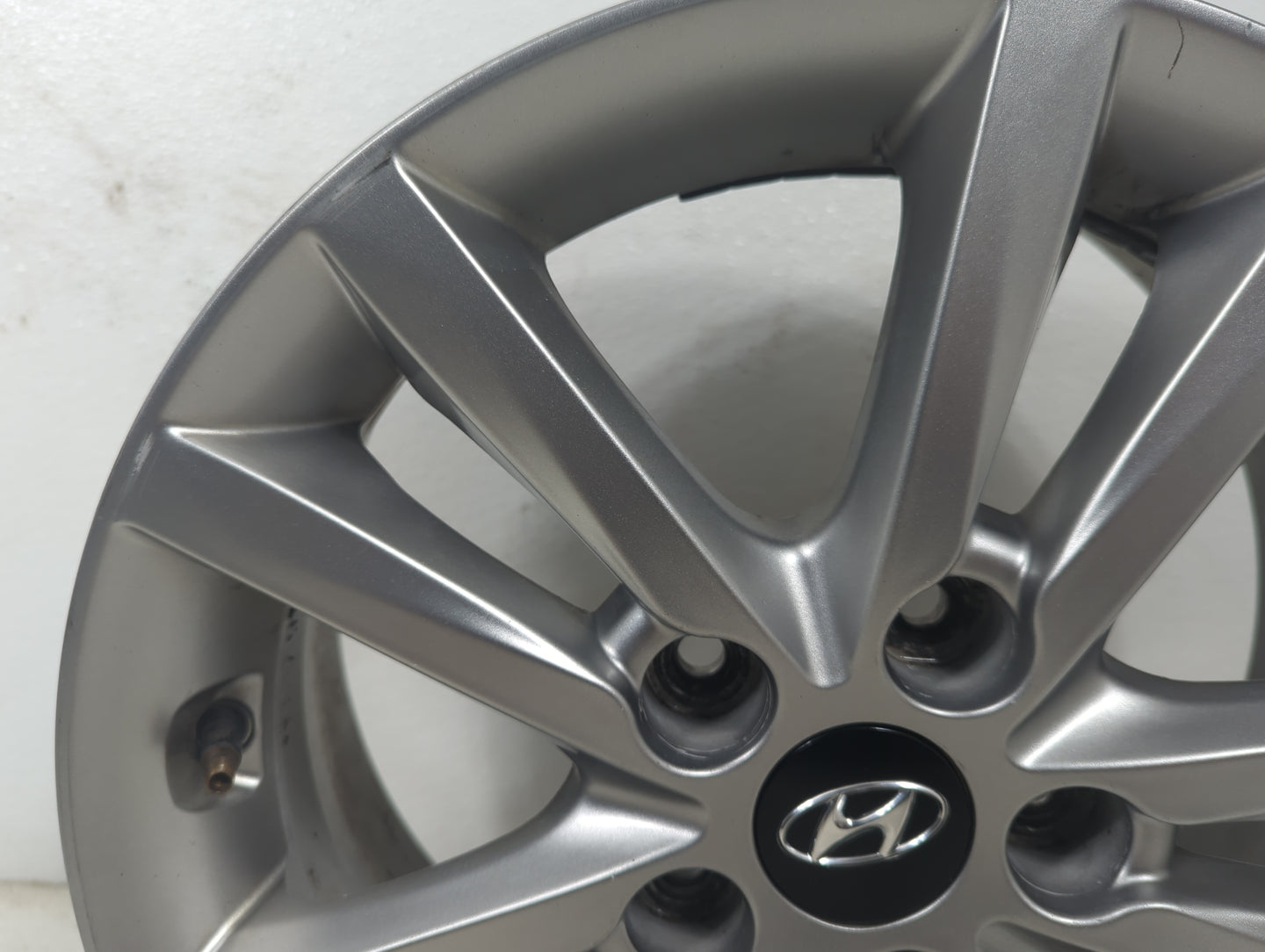2013 Hyundai Sonata Oem Wheel Rim - Oemusedautoparts1.com