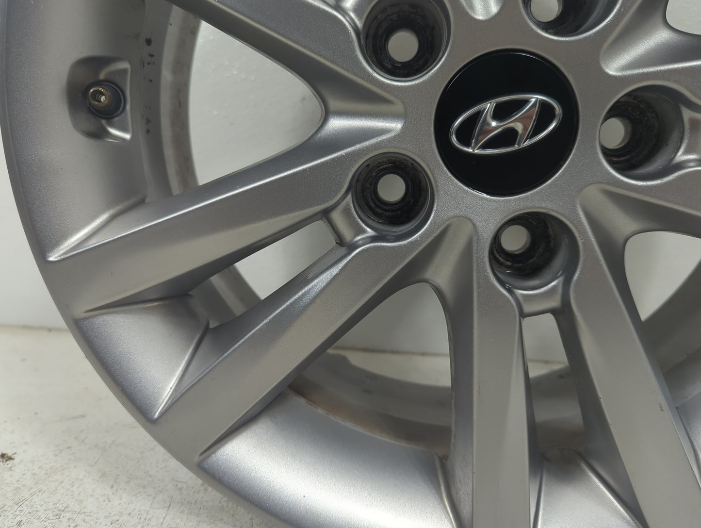 2013 Hyundai Sonata Oem Wheel Rim - Oemusedautoparts1.com