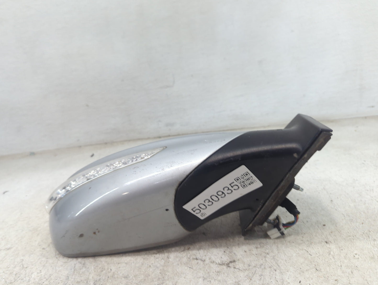 2011-2014 Hyundai Sonata Passenger Side View Mirror - Right Door Mirror OEM Used - Oemusedautoparts1.com
