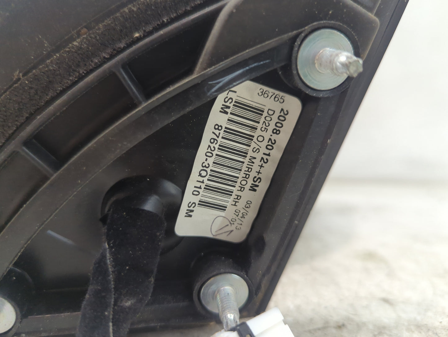 2011-2014 Hyundai Sonata Passenger Side View Mirror - Right Door Mirror OEM Used - Oemusedautoparts1.com
