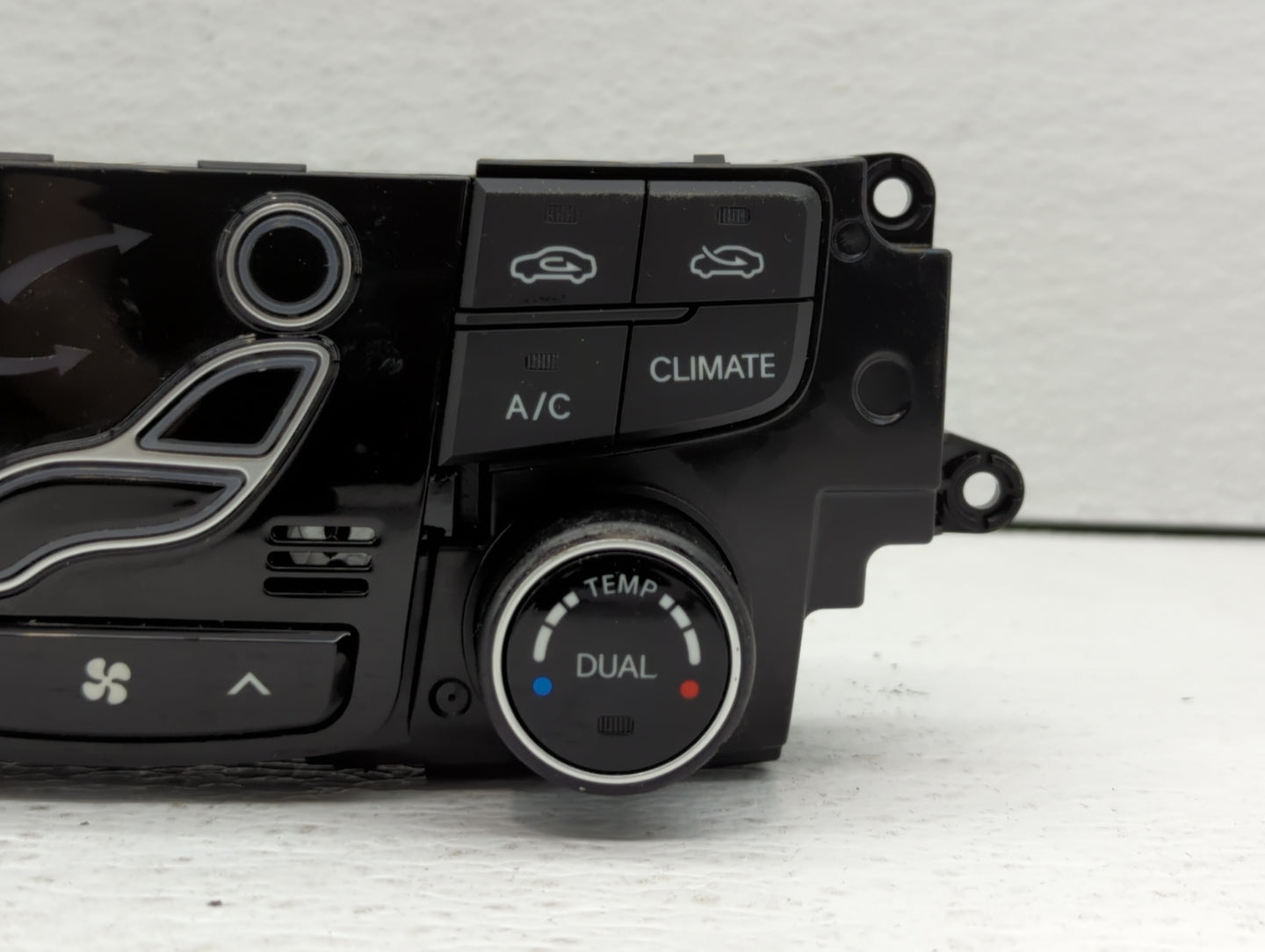 2011-2015 Hyundai Sonata Climate Control Module Temperature AC/Heater Replacement P/N:97250-4RDB4 97250-4RDB3 Fits OEM Used 