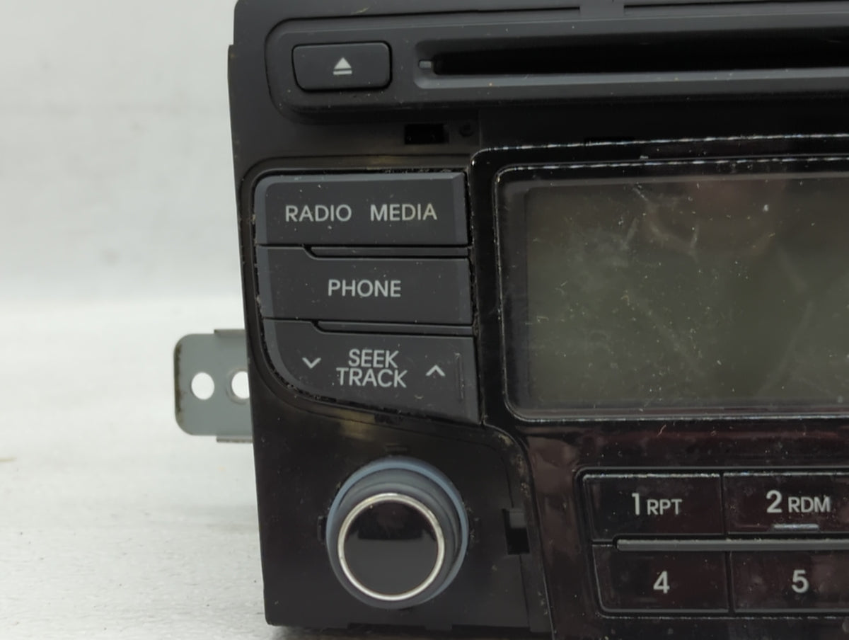 2012-2014 Hyundai Sonata Am Fm Cd Player Radio Receiver 510748 - Oemusedautoparts1.com