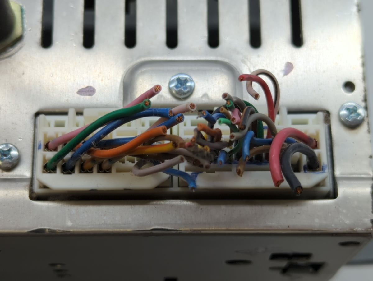 2012-2014 Hyundai Sonata Am Fm Cd Player Radio Receiver 510748 - Oemusedautoparts1.com