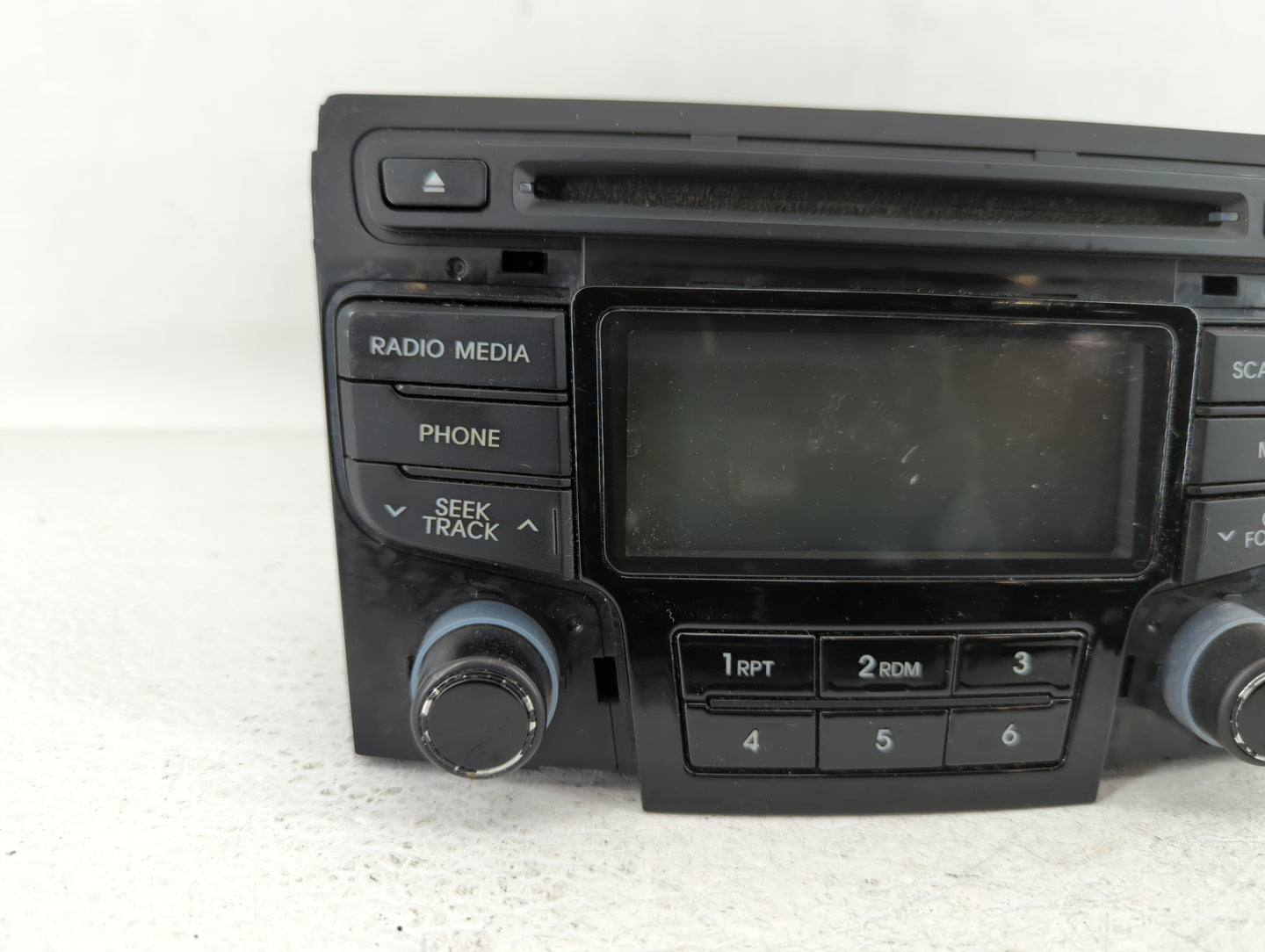 2012-2014 Hyundai Sonata Am Fm Cd Player Radio Receiver - Oemusedautoparts1.com