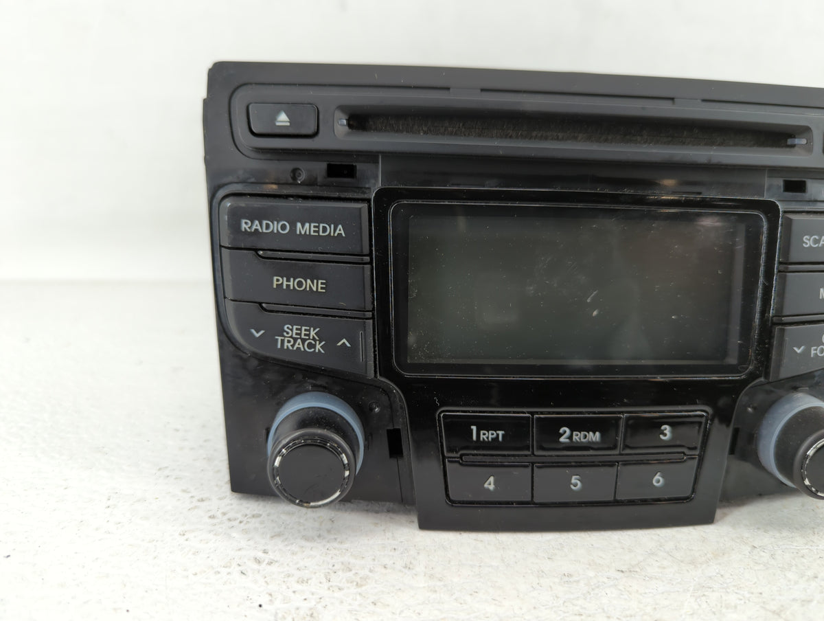 2012-2014 Hyundai Sonata Am Fm Cd Player Radio Receiver 517229 - Oemusedautoparts1.com