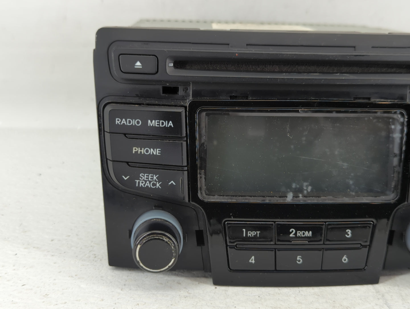 2013-2014 Hyundai Sonata Am Fm Cd Player Radio Receiver - Oemusedautoparts1.com