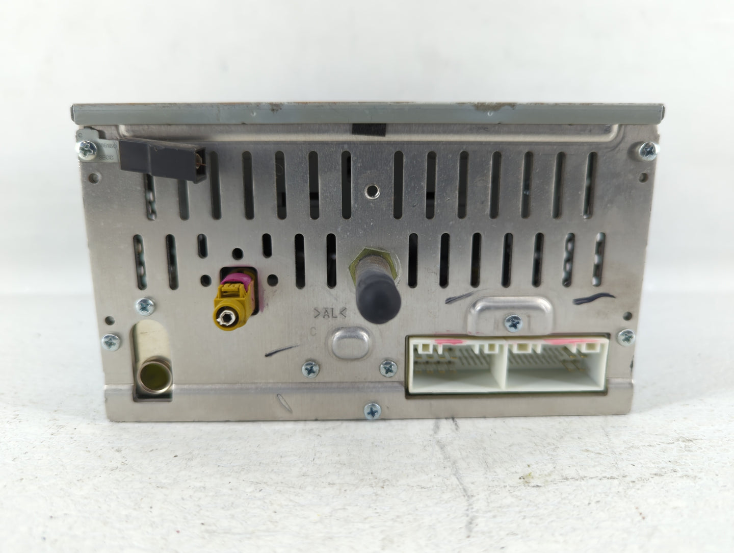 2013-2014 Hyundai Sonata Am Fm Cd Player Radio Receiver - Oemusedautoparts1.com