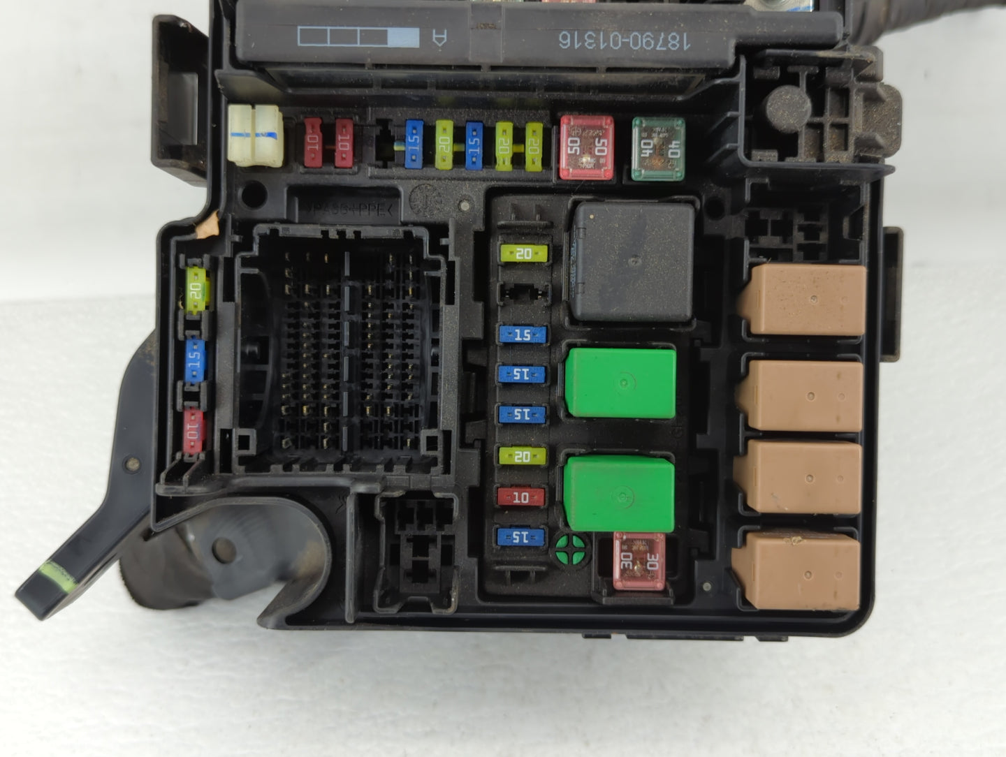 2011-2014 Hyundai Sonata Fusebox Fuse Box Panel Relay Module P/N:91950-3S711 91200-3Q203 Fits Fits 2011 2012 2013 2014 OEM U
