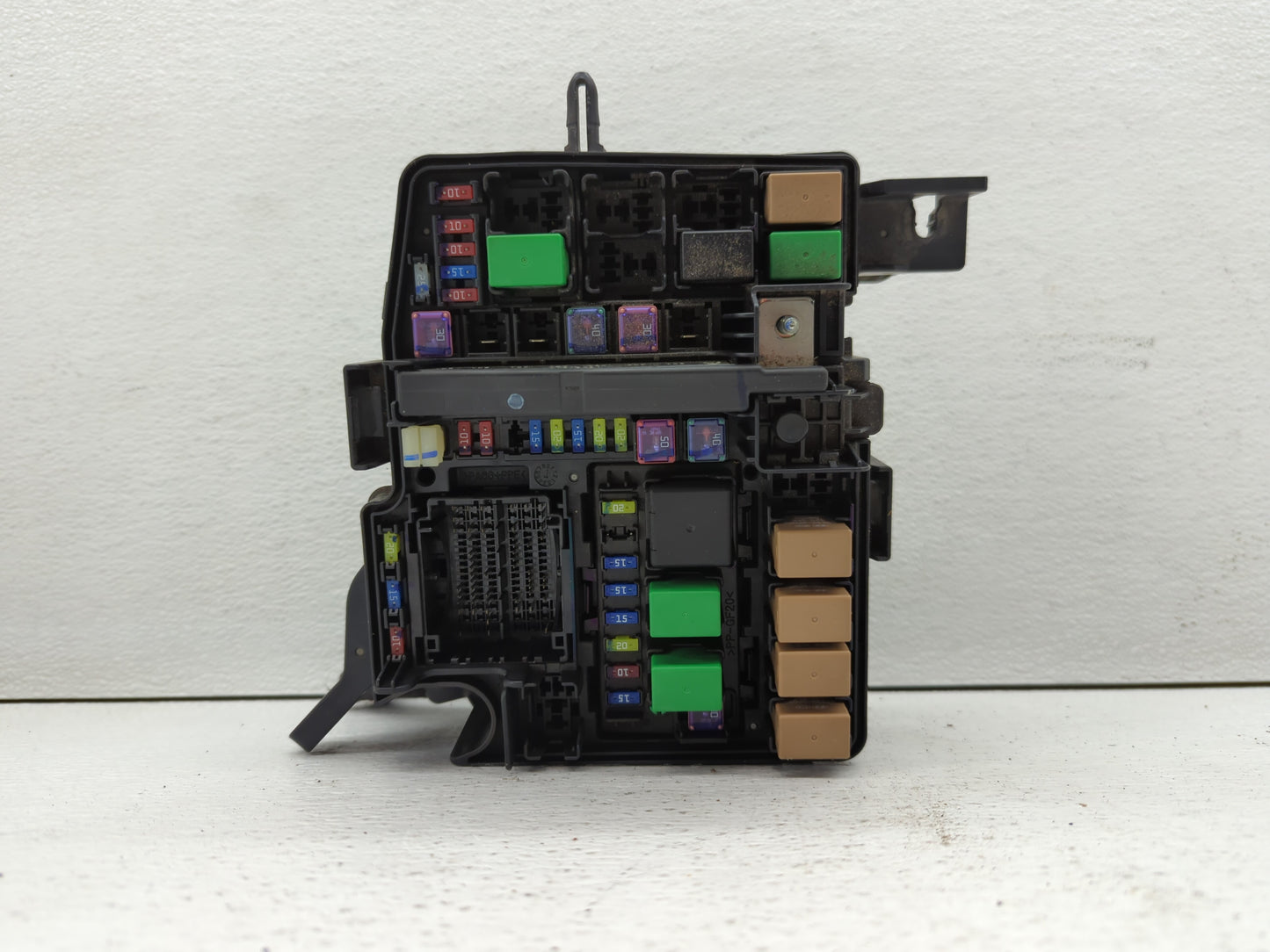 2011-2014 Hyundai Sonata Fusebox Fuse Box Panel Relay Module P/N:91200-3Q194 91950-3S711 Fits Fits 2011 2012 2013 2014 OEM U