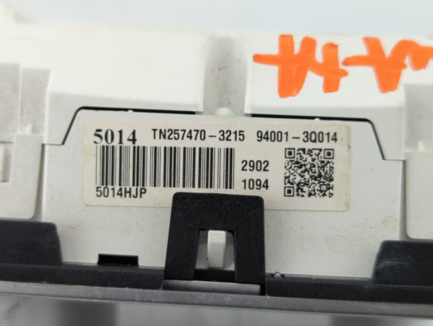 2011-2014 Hyundai Sonata Instrument Cluster Speedometer Gauges P/N:94001-3Q014 Fits Fits 2011 2012 2013 2014 OEM Used Auto P