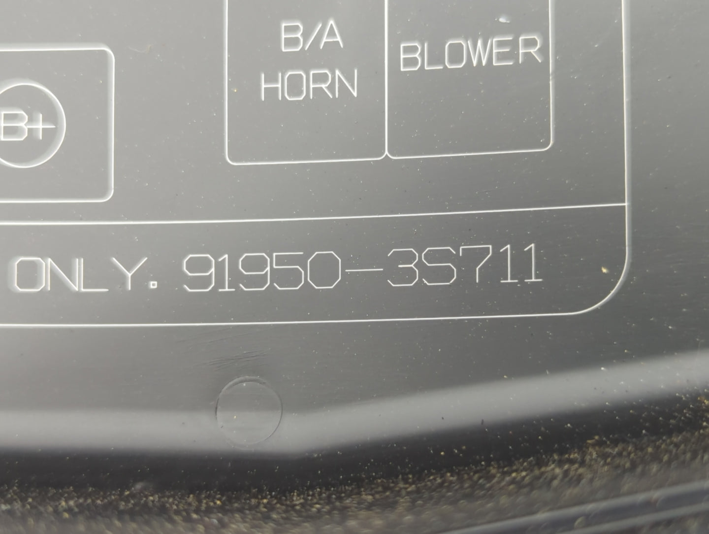 2011-2014 Hyundai Sonata Fusebox Fuse Box Panel Relay Module P/N:91950-3S711 Fits Fits 2011 2012 2013 2014 OEM Used Auto Par