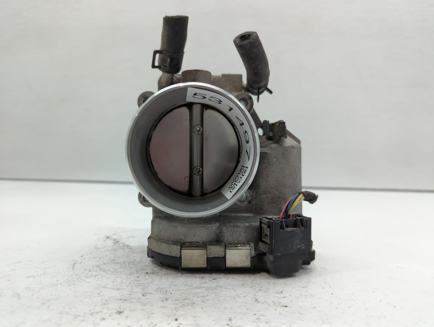 2011-2014 Hyundai Sonata Throttle Body P/N:35100-2G700 Fits Fits 2011 2012 2013 2014 2015 2016 OEM Used Auto Parts - Oemused