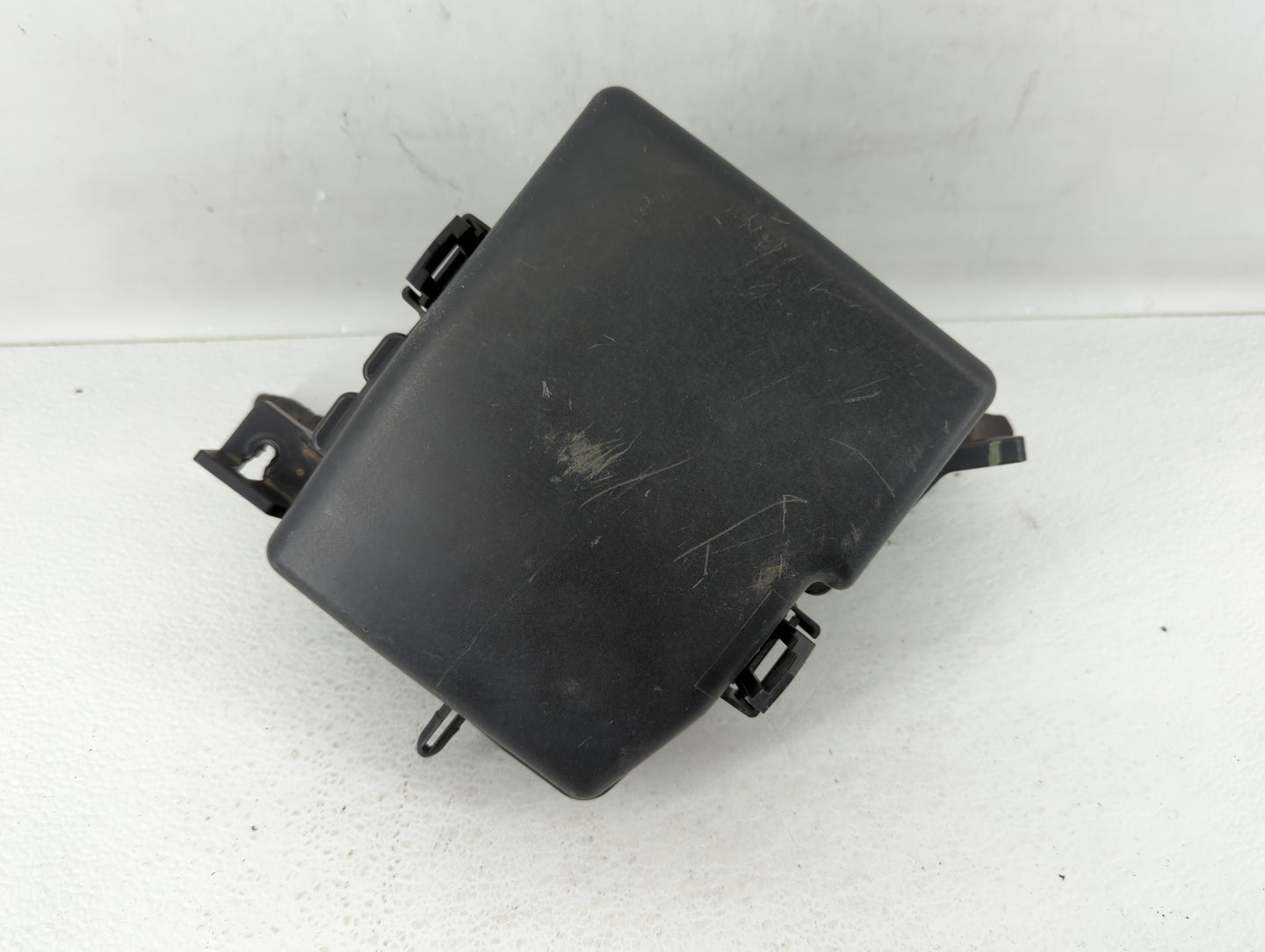 2011-2014 Hyundai Sonata Fusebox Fuse Box Panel Relay Module P/N:91950-3S711 Fits Fits 2011 2012 2013 2014 OEM Used Auto Par