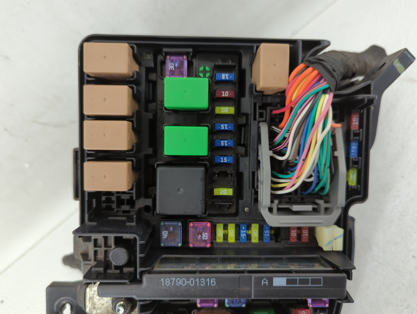 2011-2014 Hyundai Sonata Fusebox Fuse Box Panel Relay Module P/N:91950-3S711 Fits Fits 2011 2012 2013 2014 OEM Used Auto Par