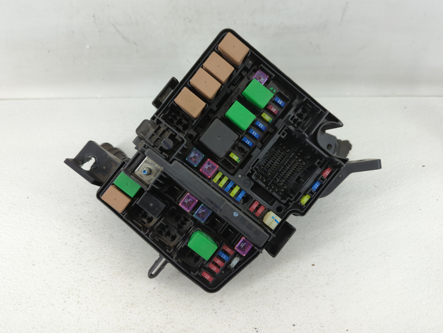2011-2014 Hyundai Sonata Fusebox Fuse Box Panel Relay Module P/N:91950-3S711 Fits Fits 2011 2012 2013 2014 OEM Used Auto Par