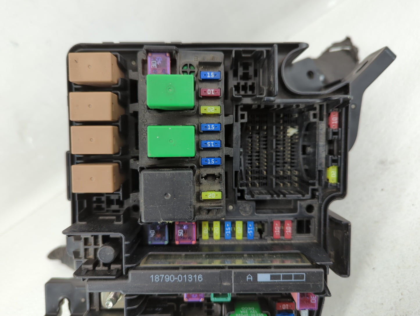 2013 Hyundai Sonata Fusebox Fuse Box Panel Relay Module P/N:91950-3S711 Fits OEM Used Auto Parts - Oemusedautoparts1.com