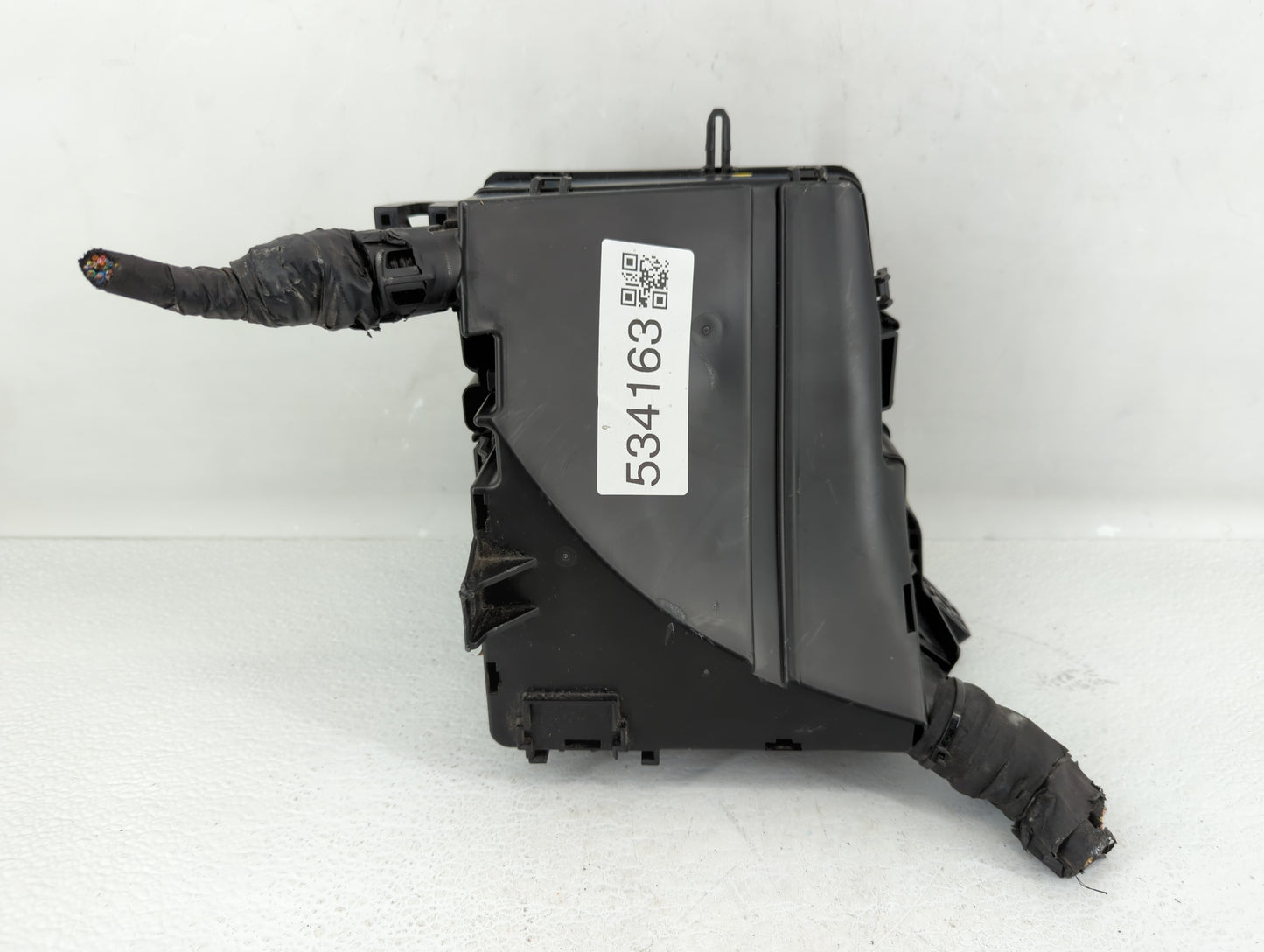 2013 Hyundai Sonata Fusebox Fuse Box Panel Relay Module P/N:91950-3S711 Fits OEM Used Auto Parts - Oemusedautoparts1.com