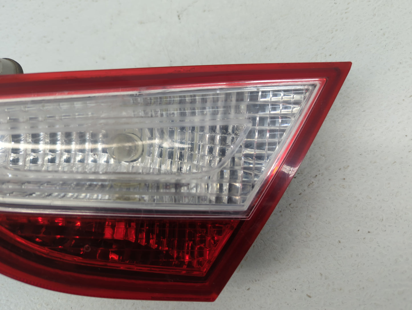 2011-2014 Hyundai Sonata Tail Light Assembly Passenger Right OEM P/N:92404-3Q Fits Fits 2011 2012 2013 2014 OEM Used Auto Pa