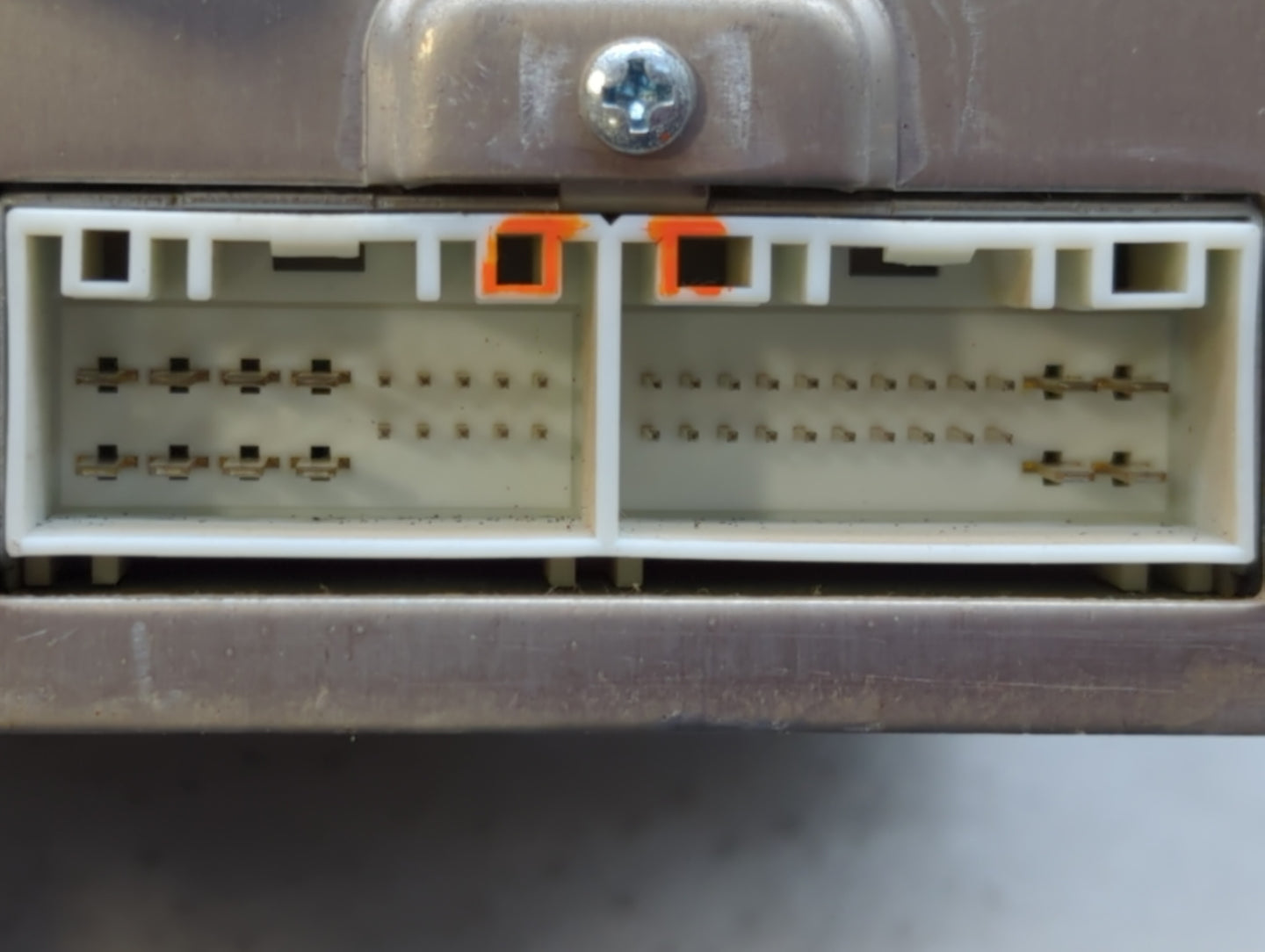 2012-2014 Hyundai Sonata Am Fm Cd Player Radio Receiver - Oemusedautoparts1.com