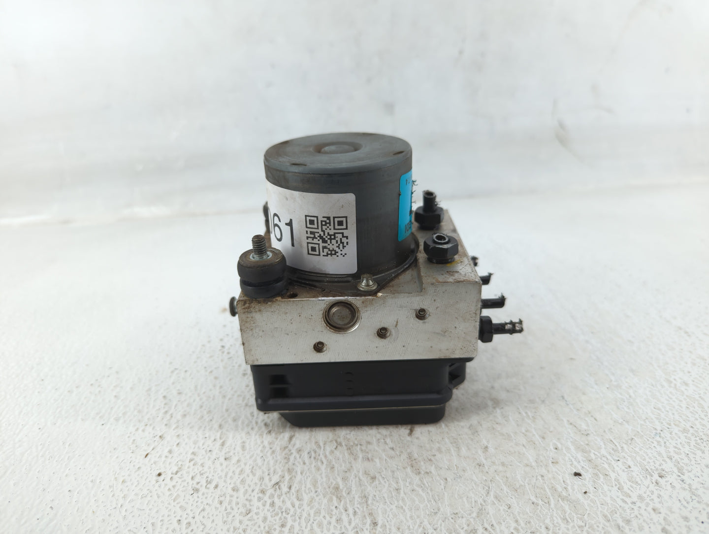 2011-2013 Hyundai Sonata ABS Pump Control Module Replacement P/N:58920-3Q500 Fits Fits 2011 2012 2013 OEM Used Auto Parts - 