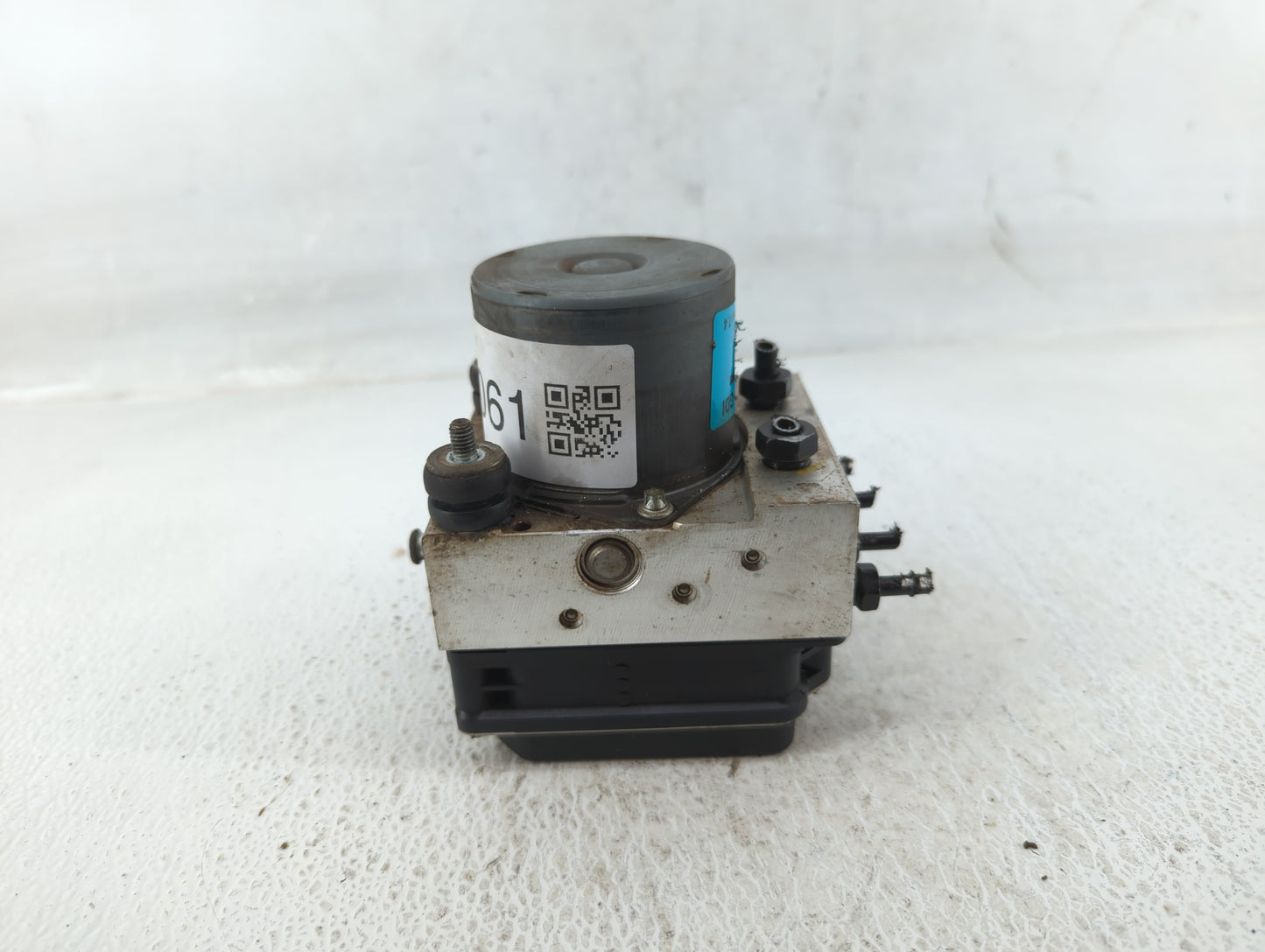 2011-2013 Hyundai Sonata ABS Pump Control Module Replacement P/N:58920-3Q500 Fits Fits 2011 2012 2013 OEM Used Auto Parts - 