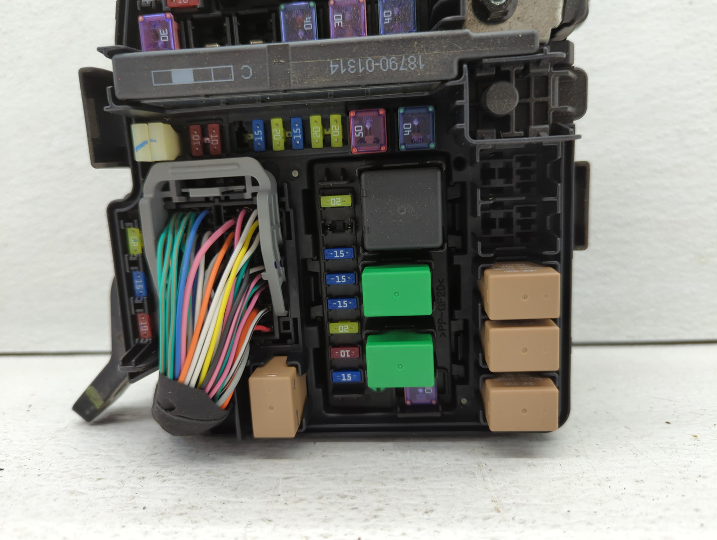 2011-2014 Hyundai Sonata Fusebox Fuse Box Panel Relay Module Fits Fits 2011 2012 2013 2014 OEM Used Auto Parts - Oemusedauto