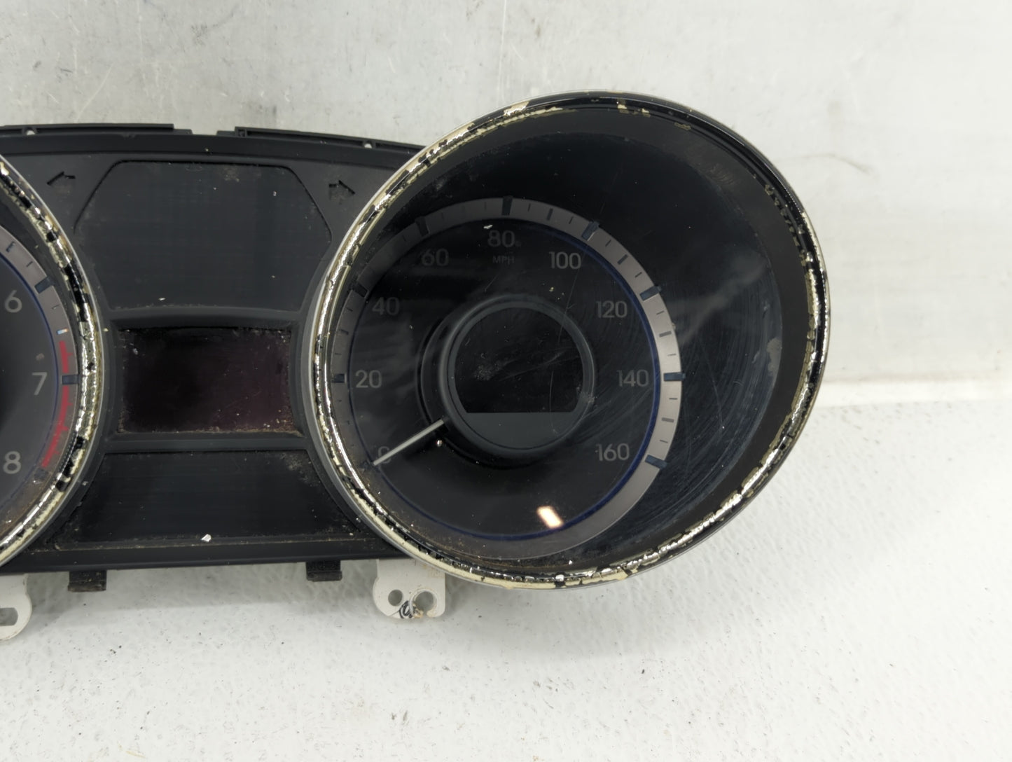 2011-2014 Hyundai Sonata Instrument Cluster Speedometer Gauges P/N:257470-3215 5014HJW Fits Fits 2011 2012 2013 2014 OEM Use