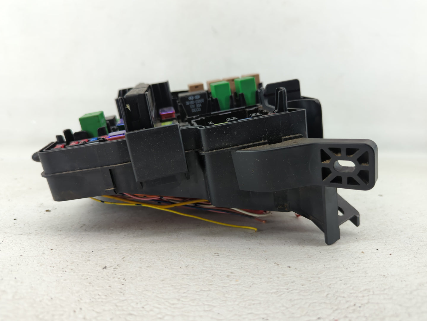 2011-2014 Hyundai Sonata Fusebox Fuse Box Panel Relay Module P/N:91950-3S711 91200-3Q203 Fits Fits 2011 2012 2013 2014 OEM U