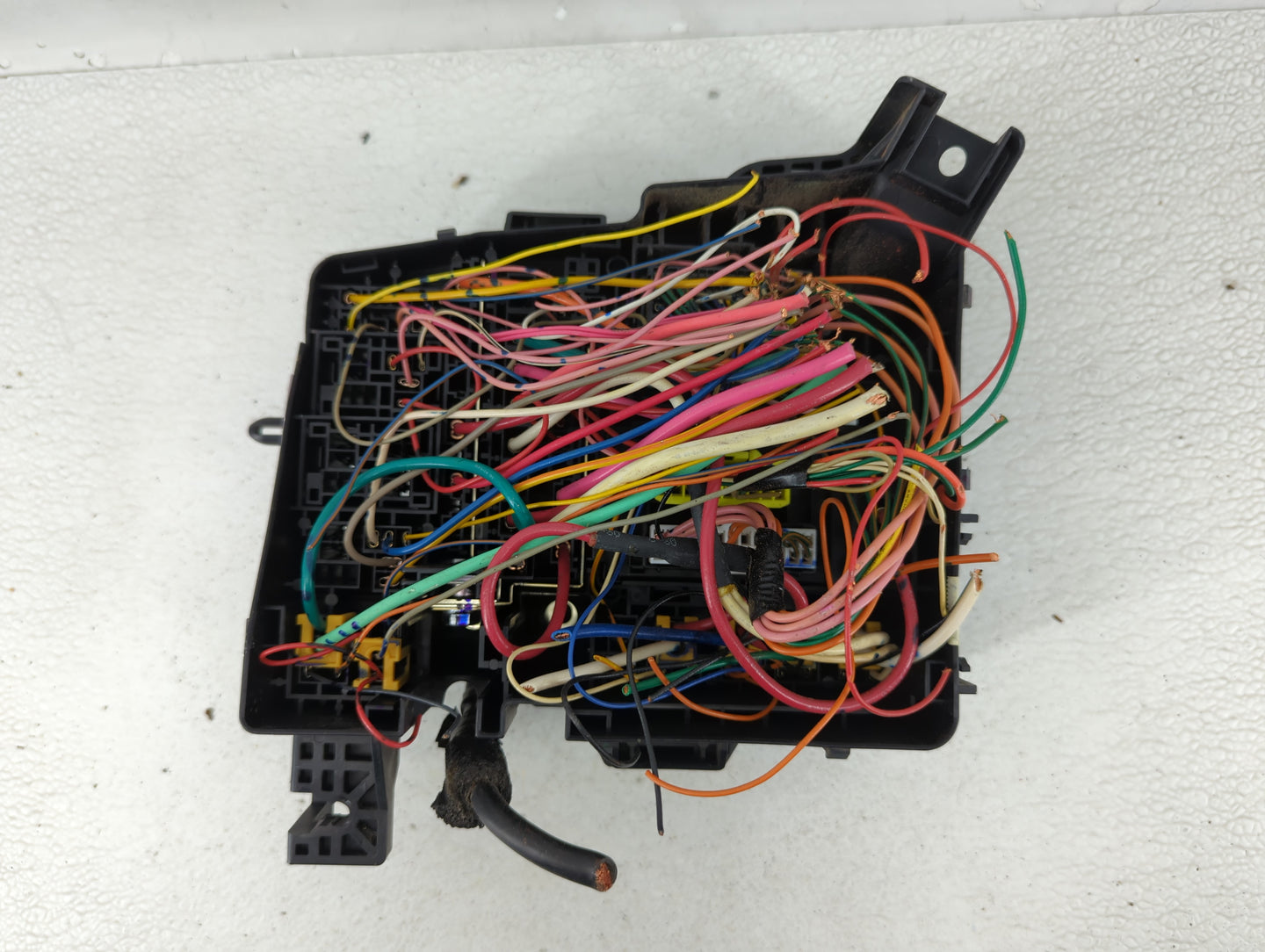 2011-2014 Hyundai Sonata Fusebox Fuse Box Panel Relay Module P/N:91950-3S711 91200-3Q203 Fits Fits 2011 2012 2013 2014 OEM U