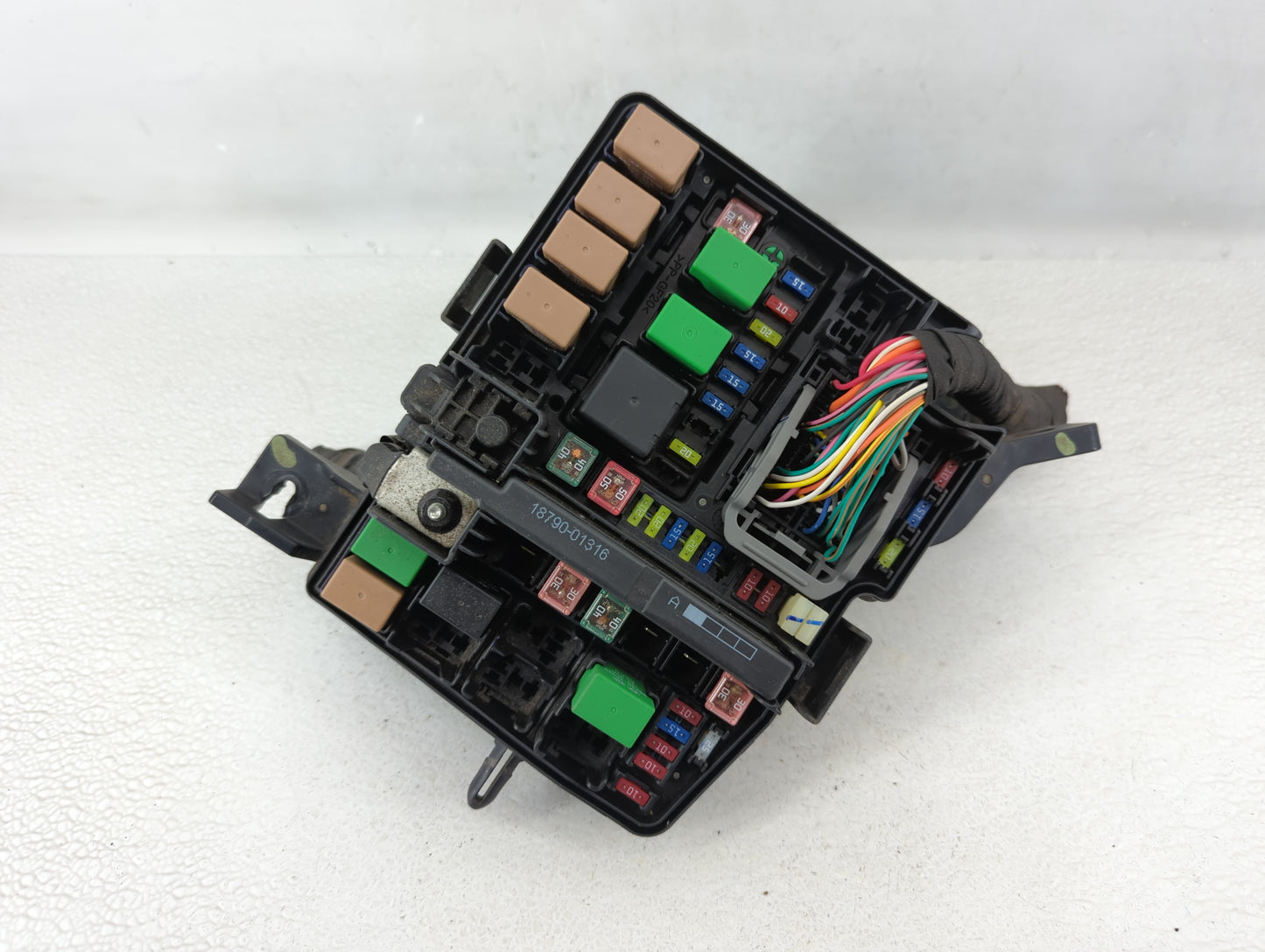 2013-2015 Hyundai Sonata Fusebox Fuse Box Panel Relay Module P/N:91950-3S711 Fits Fits 2013 2014 2015 OEM Used Auto Parts - 