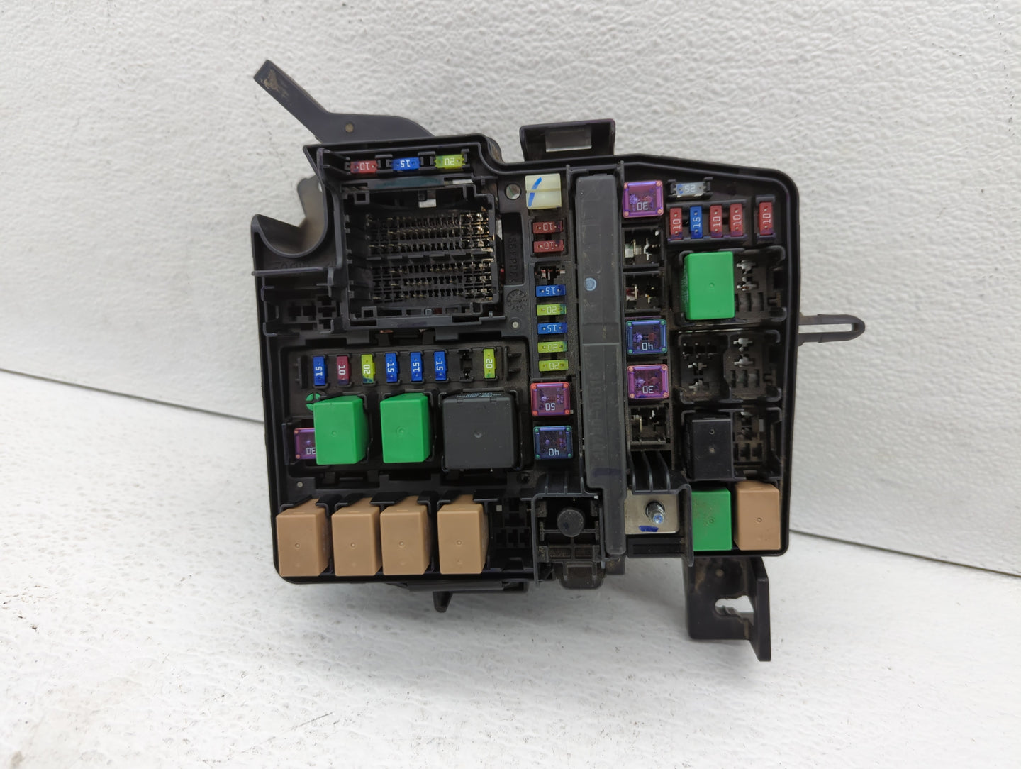 2011-2014 Hyundai Sonata Fusebox Fuse Box Panel Relay Module P/N:91950-3S711 91200-3Q203 Fits Fits 2011 2012 2013 2014 OEM U