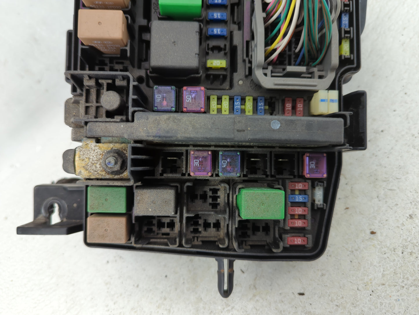 2011-2014 Hyundai Sonata Fusebox Fuse Box Panel Relay Module P/N:91950-3S711 Fits Fits 2011 2012 2013 2014 OEM Used Auto Par