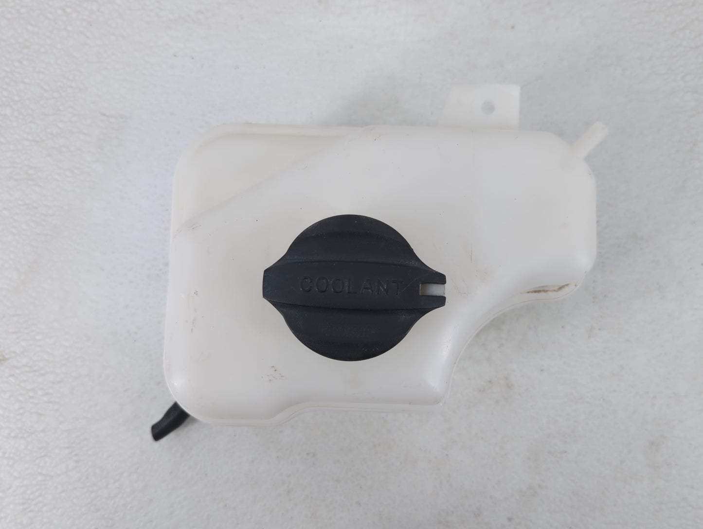 2011-2015 Hyundai Sonata Windshield Washer Fluid Reservoir Bottle Oem - Oemusedautoparts1.com