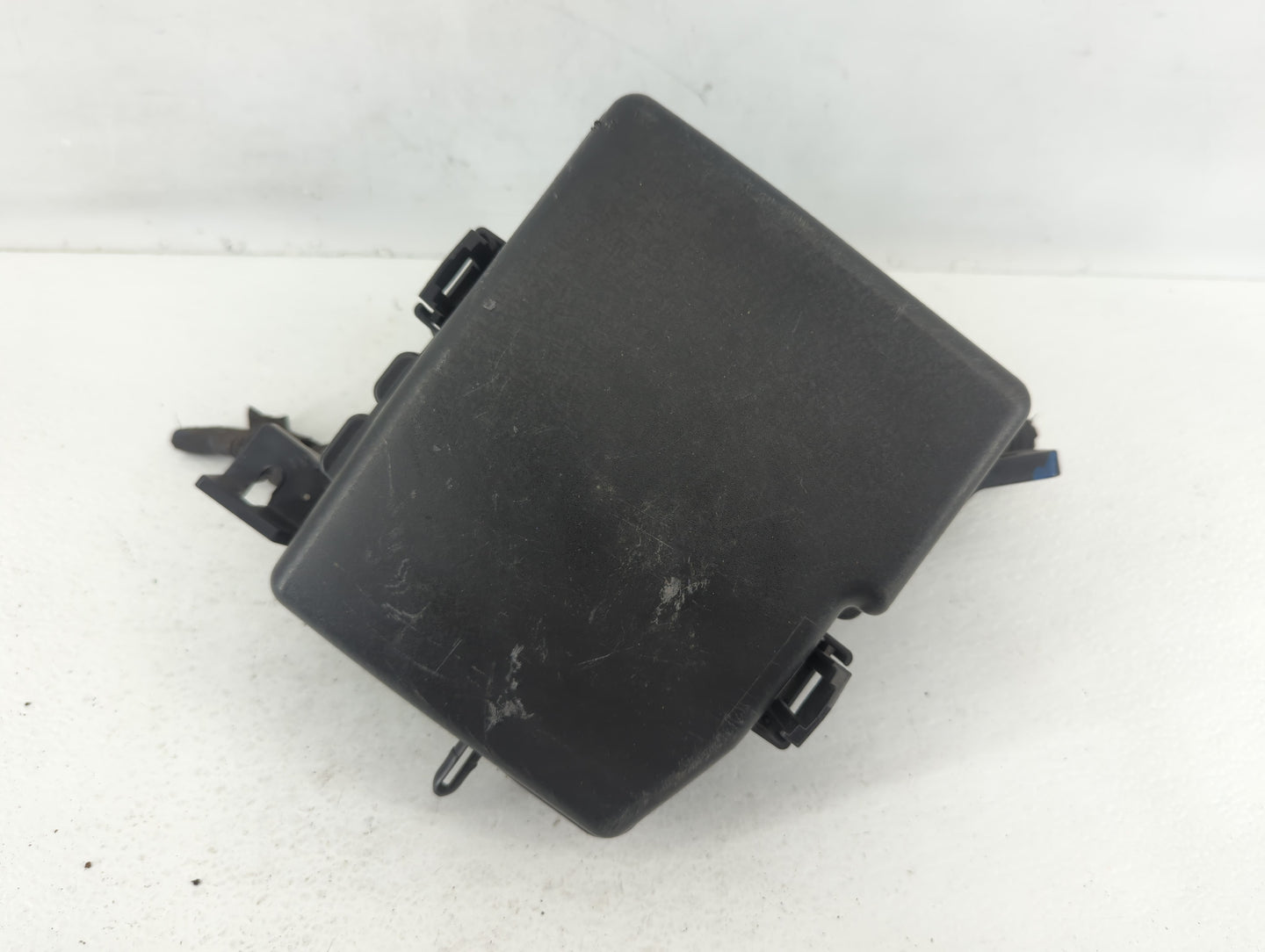 2011-2014 Hyundai Sonata Fusebox Fuse Box Panel Relay Module P/N:91950-3S711 Fits Fits 2011 2012 2013 2014 OEM Used Auto Par