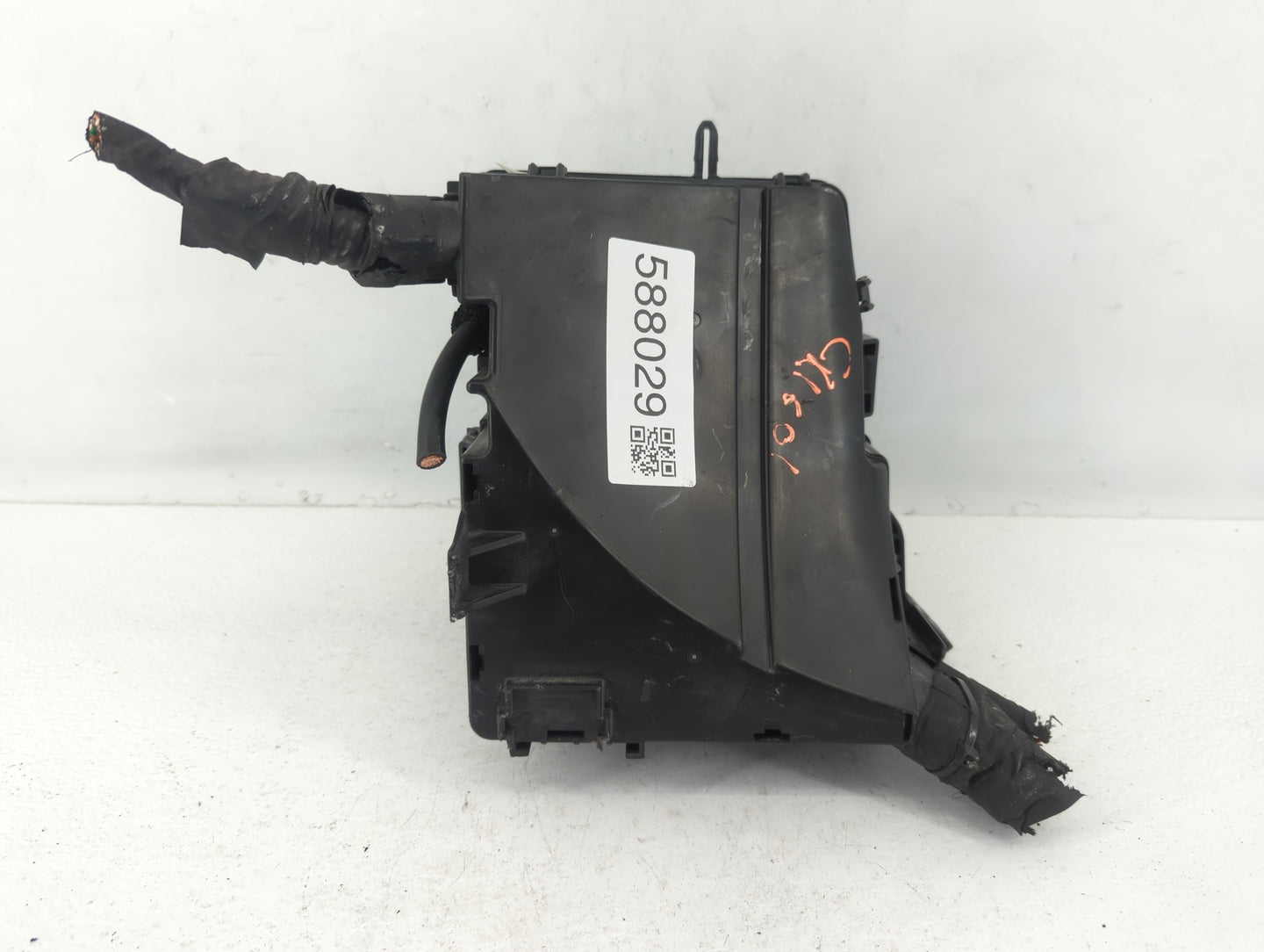 2011-2014 Hyundai Sonata Fusebox Fuse Box Panel Relay Module P/N:91950-3S711 Fits Fits 2011 2012 2013 2014 OEM Used Auto Par