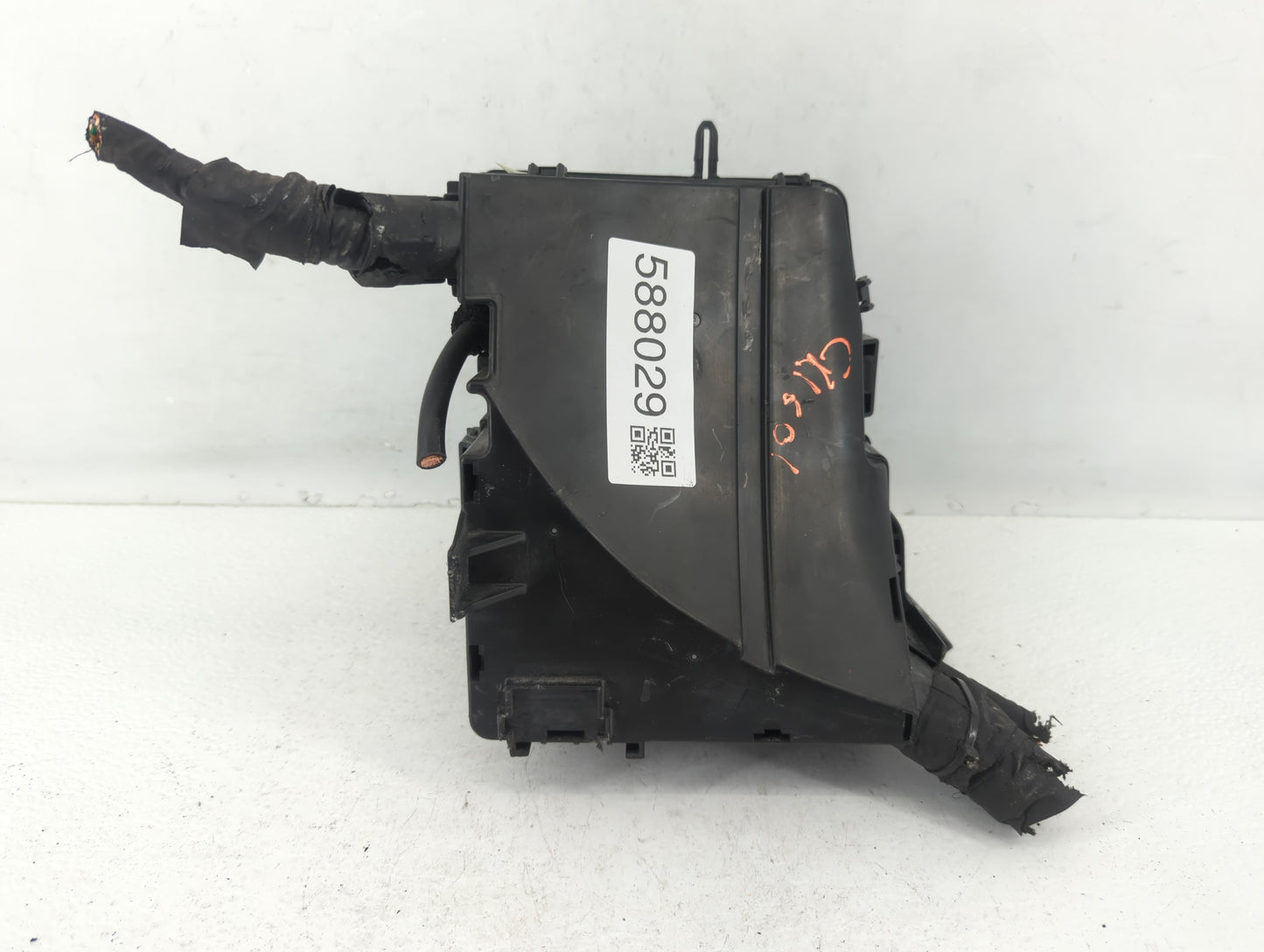 2011-2014 Hyundai Sonata Fusebox Fuse Box Panel Relay Module P/N:91950-3S711 Fits Fits 2011 2012 2013 2014 OEM Used Auto Par