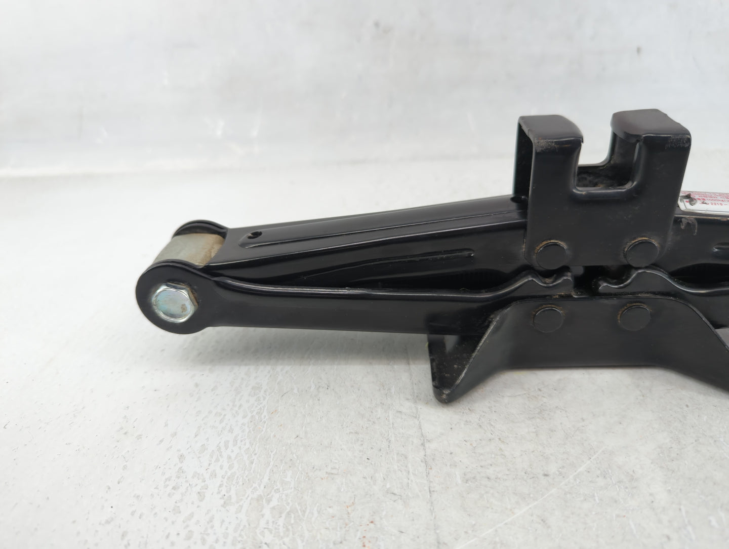 2013 Hyundai Sonata Spare Scissor Car Jack - Oemusedautoparts1.com