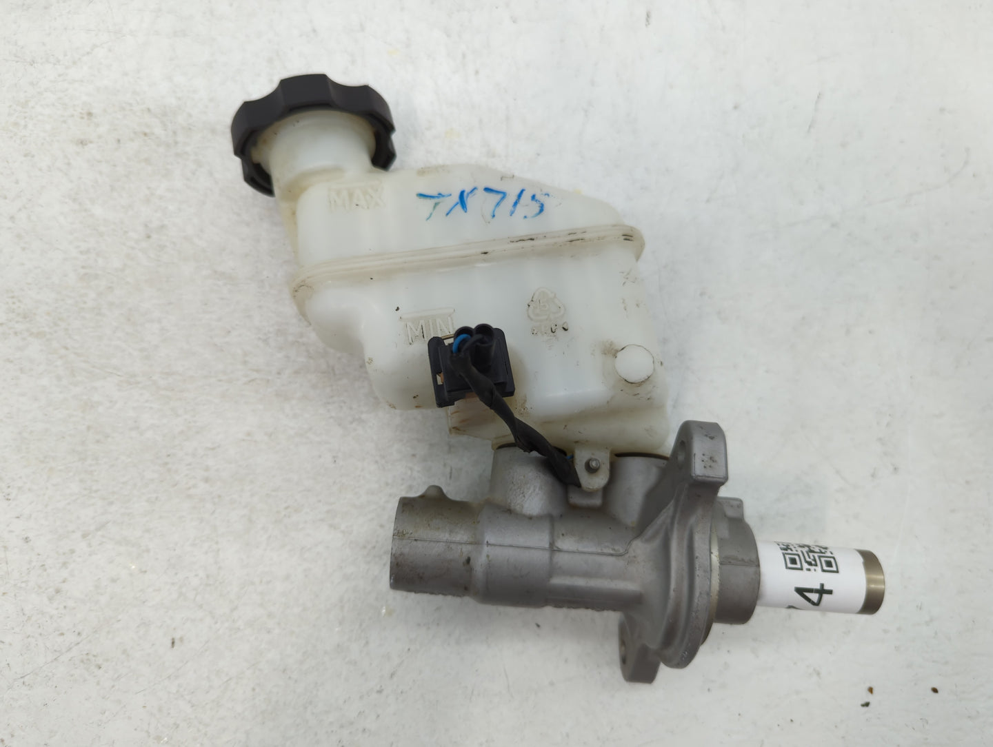 2011-2014 Hyundai Sonata Brake Master Cylinder - Oemusedautoparts1.com