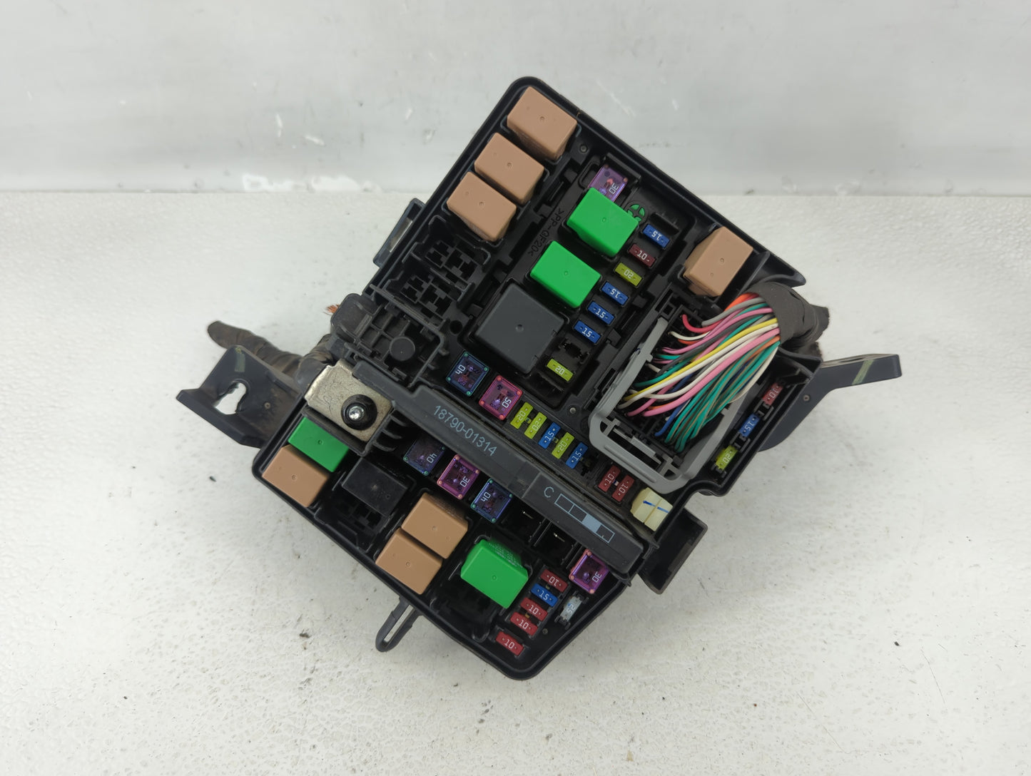 2011-2014 Hyundai Sonata Fusebox Fuse Box Panel Relay Module P/N:91950-3S740 Fits Fits 2011 2012 2013 2014 OEM Used Auto Par