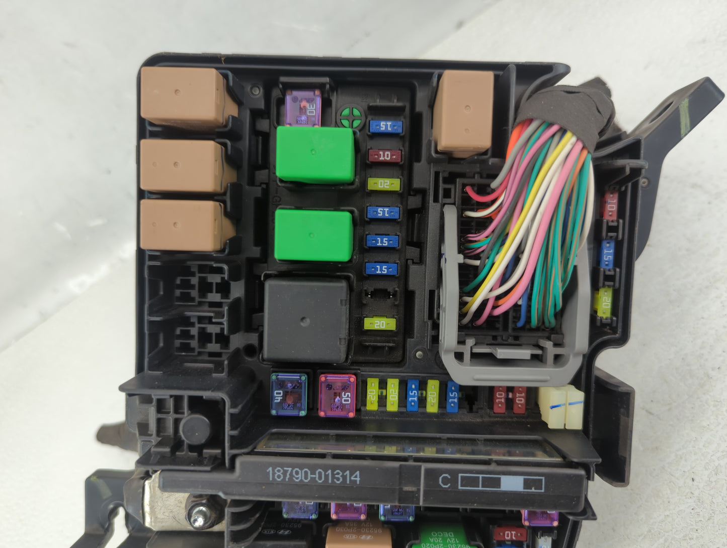 2011-2014 Hyundai Sonata Fusebox Fuse Box Panel Relay Module P/N:91950-3S740 Fits Fits 2011 2012 2013 2014 OEM Used Auto Par